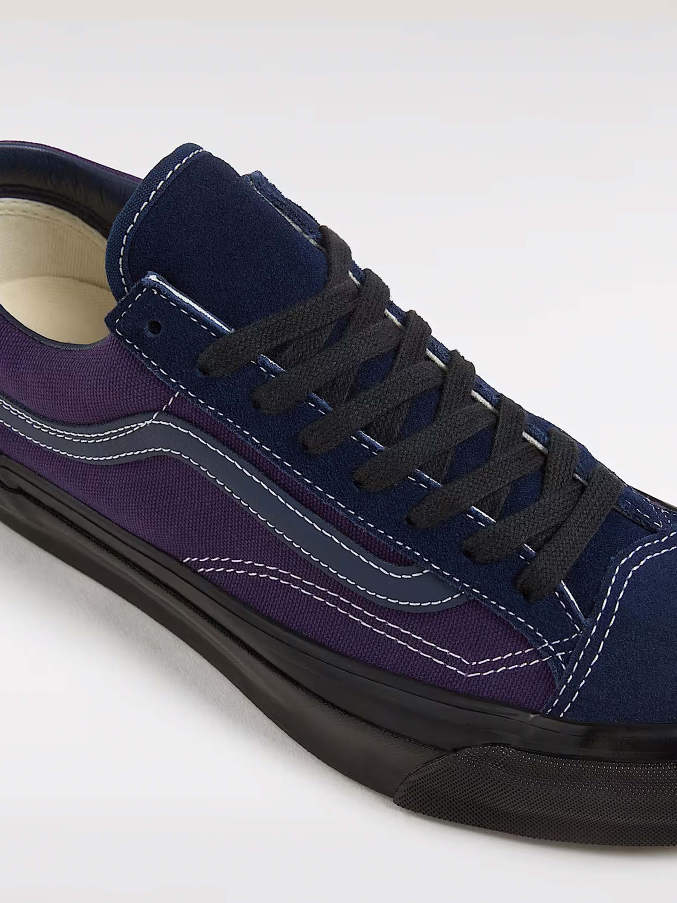 Кеди низькі Vans LX Old Skool 36 модель VN000D57ESD1 Фото