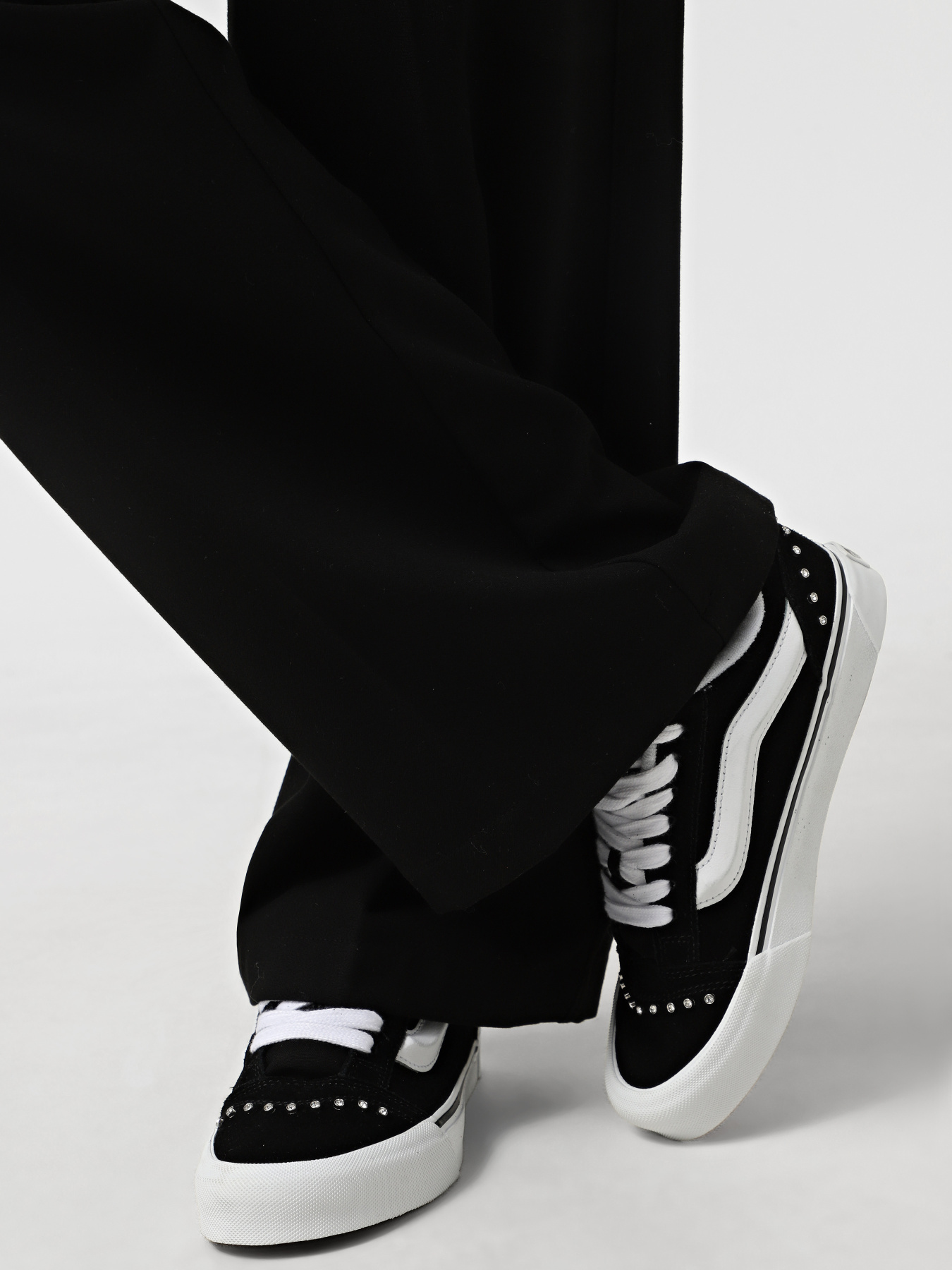 Кеды низкие Vans Knu Skool модель VN000D75Y281 Фото