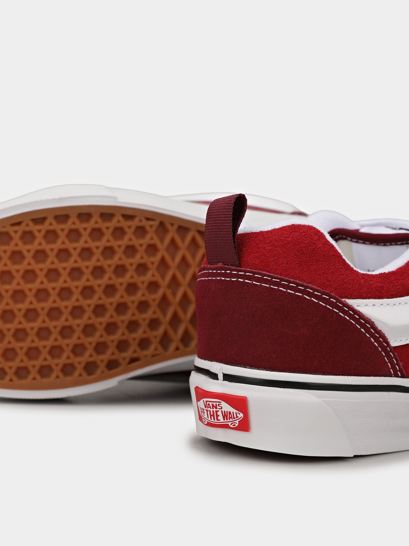 Кеды низкие Vans Knu Skool модель VN000D22BRD1 Кеды низкие Vans Knu Skool модель VN000D22BRD1 Фото