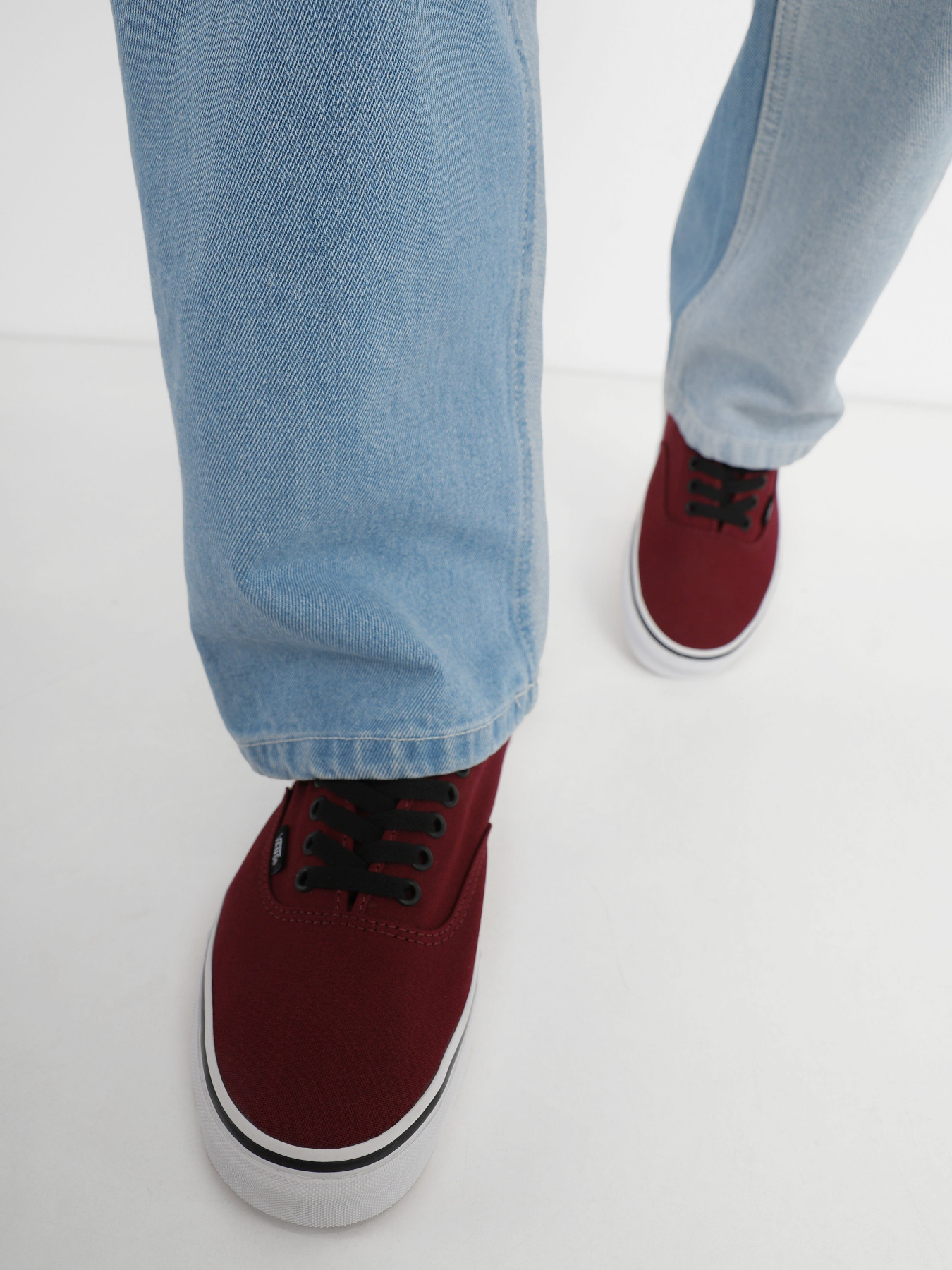 Кеди низькі Vans Authentic модель VN000QER5U81 Фото