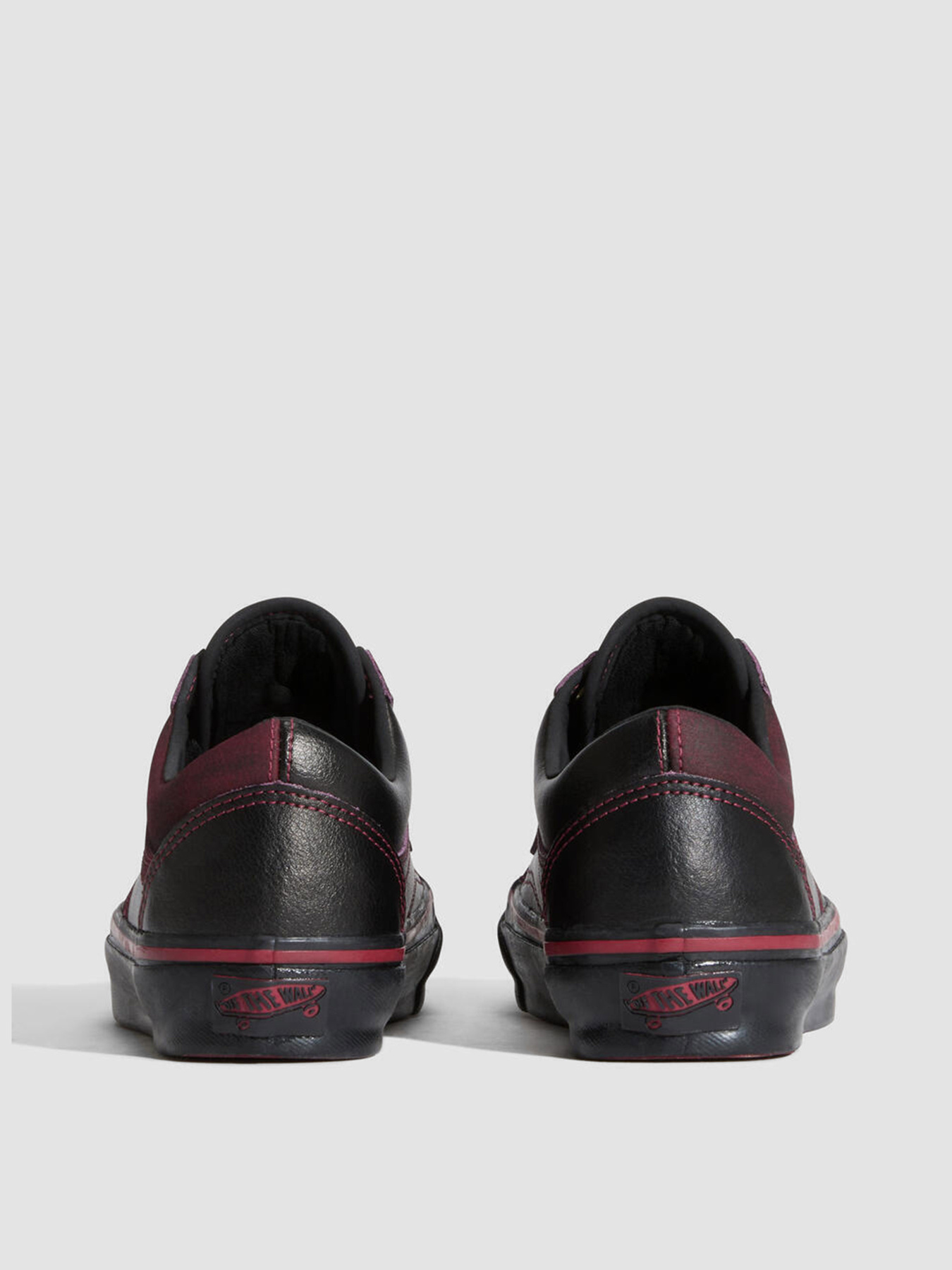 Кеди низькі Vans Old Skool Leather модель VN000EDAKRK1 Фото