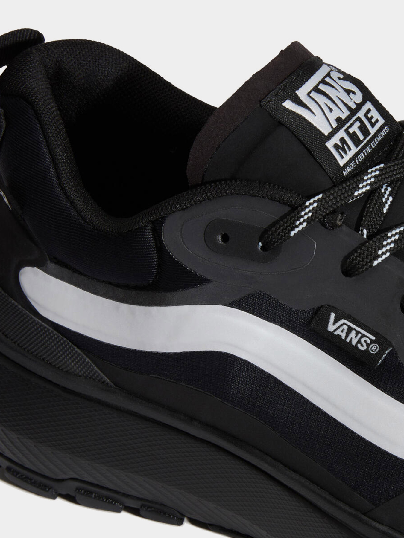 Кроссовки Vans MTE Crosspath модель VN000CVUBLK1 Фото