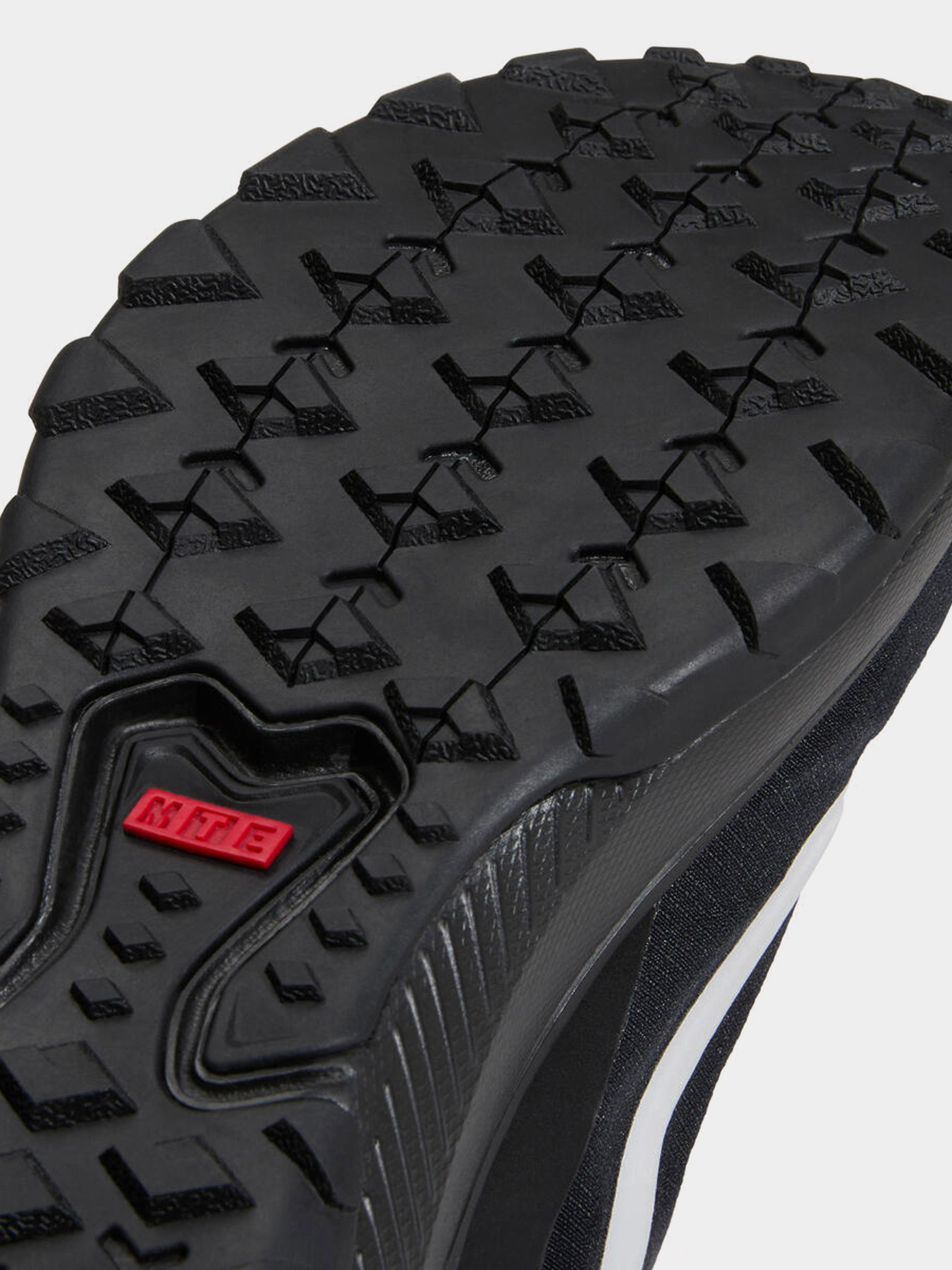 Кроссовки повседневные Vans MTE Crosspath модель VN000CVUBLK1 Кроссовки повседневные Vans MTE Crosspath модель VN000CVUBLK1 Фото