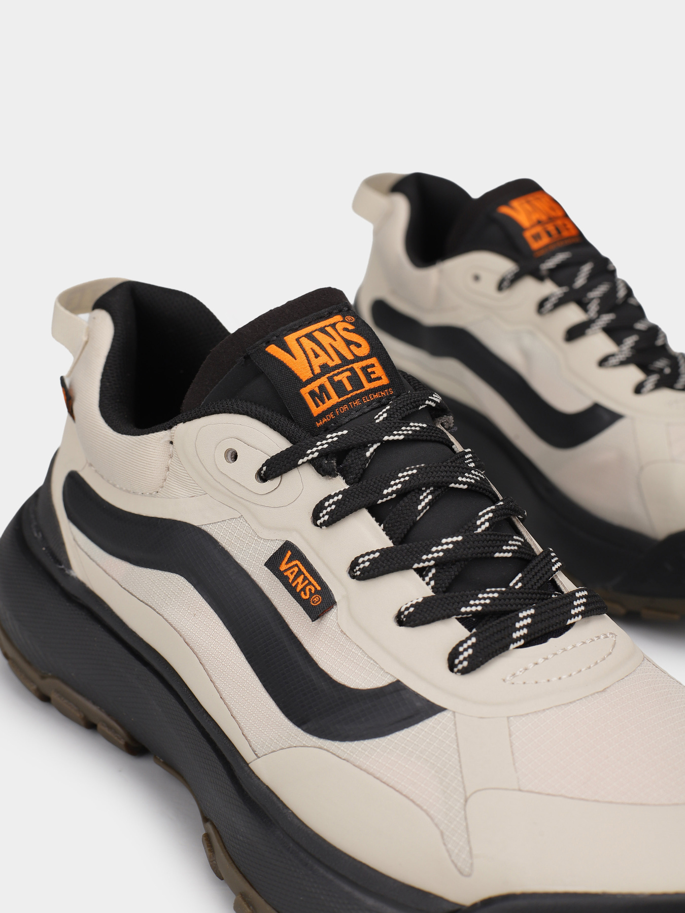 Кроссовки повседневные Vans MTE Crosspath модель VN000CVULBR1 Кроссовки повседневные Vans MTE Crosspath модель VN000CVULBR1 Фото