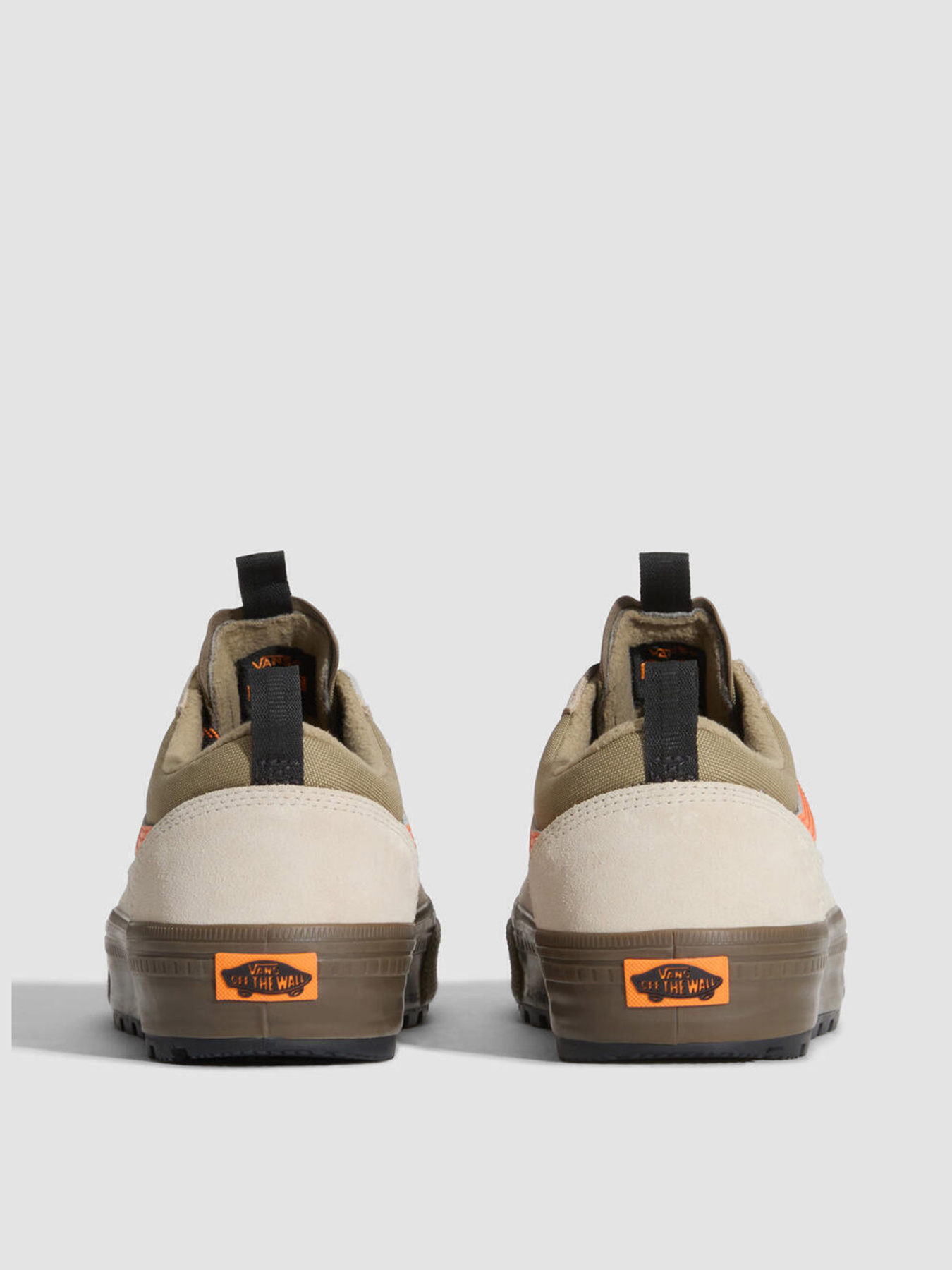 Кеди низькі Vans MTE Old Skool Waterproof Insulated модель VN000DAZF881 Фото