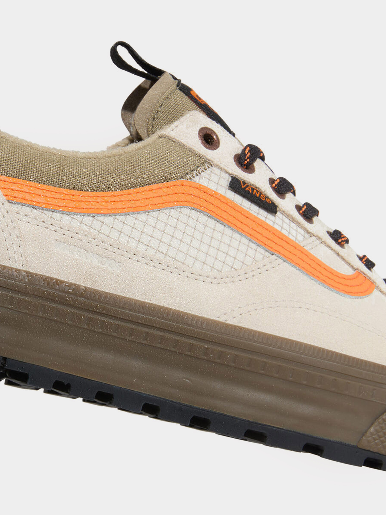 Кеди низькі Vans MTE Old Skool Waterproof Insulated модель VN000DAZF881 Фото