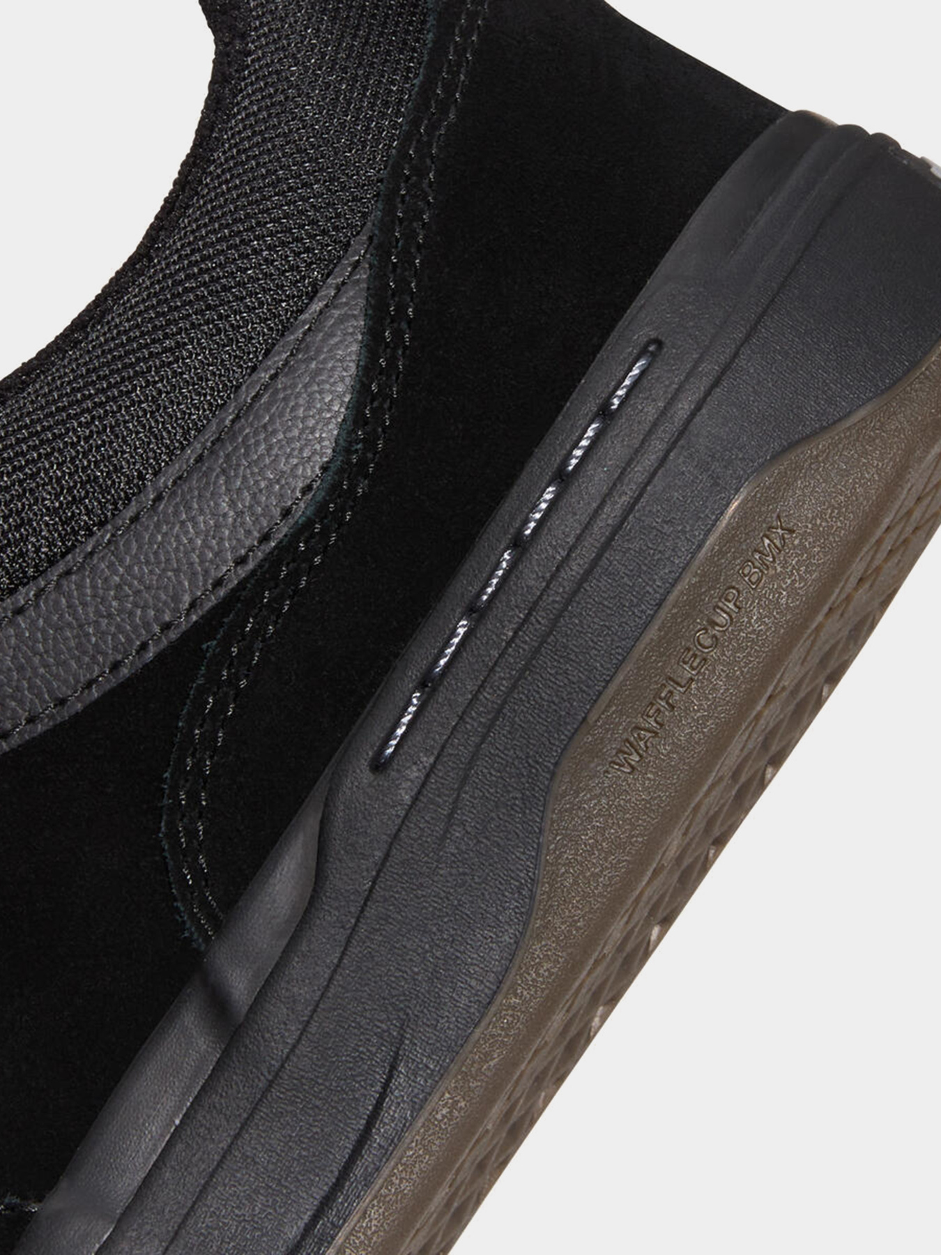 Vans модель VN000DCGBKA1 Vans модель VN000DCGBKA1 Фото