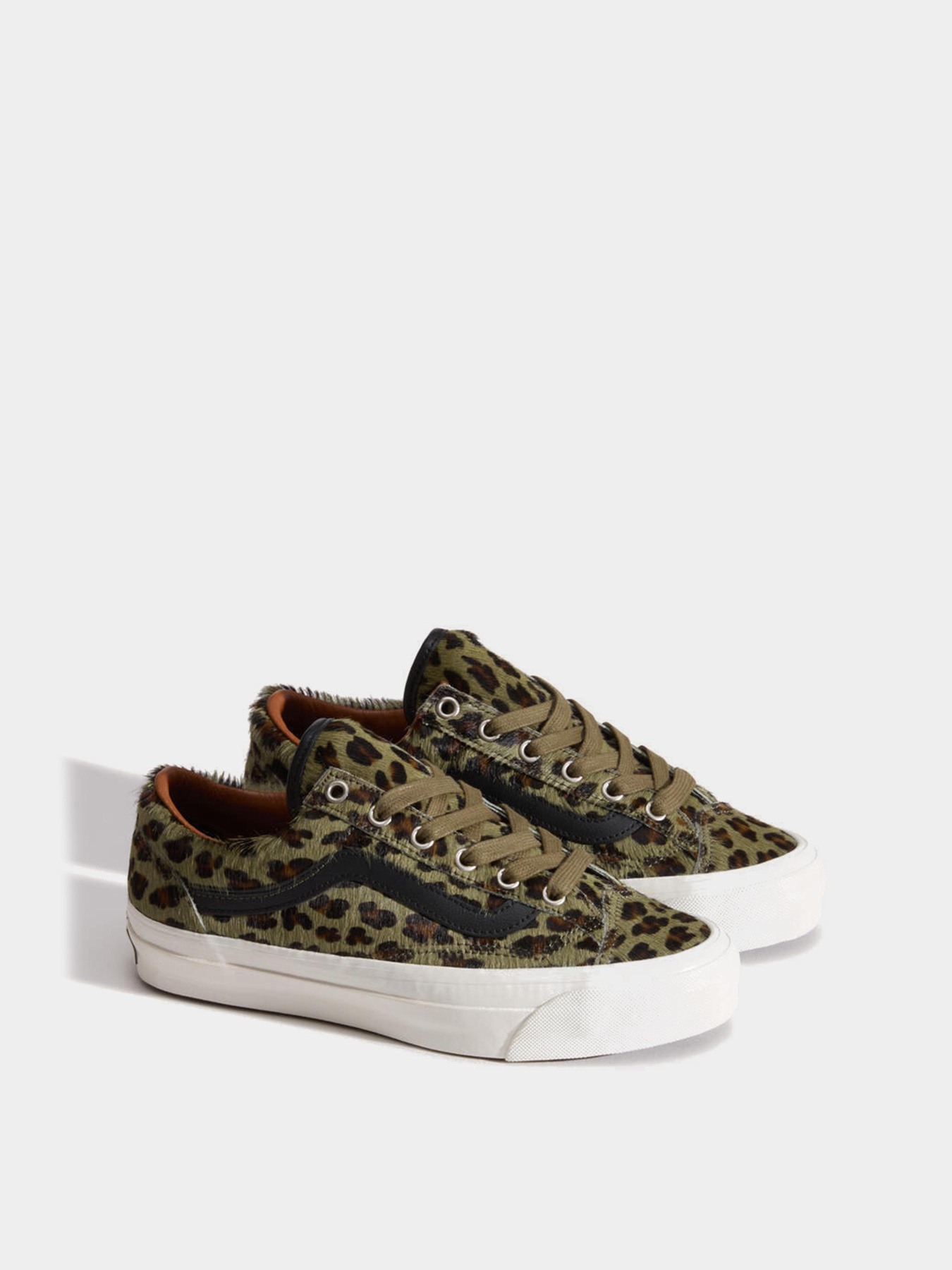 Кеди низькі Vans OLD SKOOL модель VN000EHDOLV1 Кеди низькі Vans OLD SKOOL модель VN000EHDOLV1 Фото