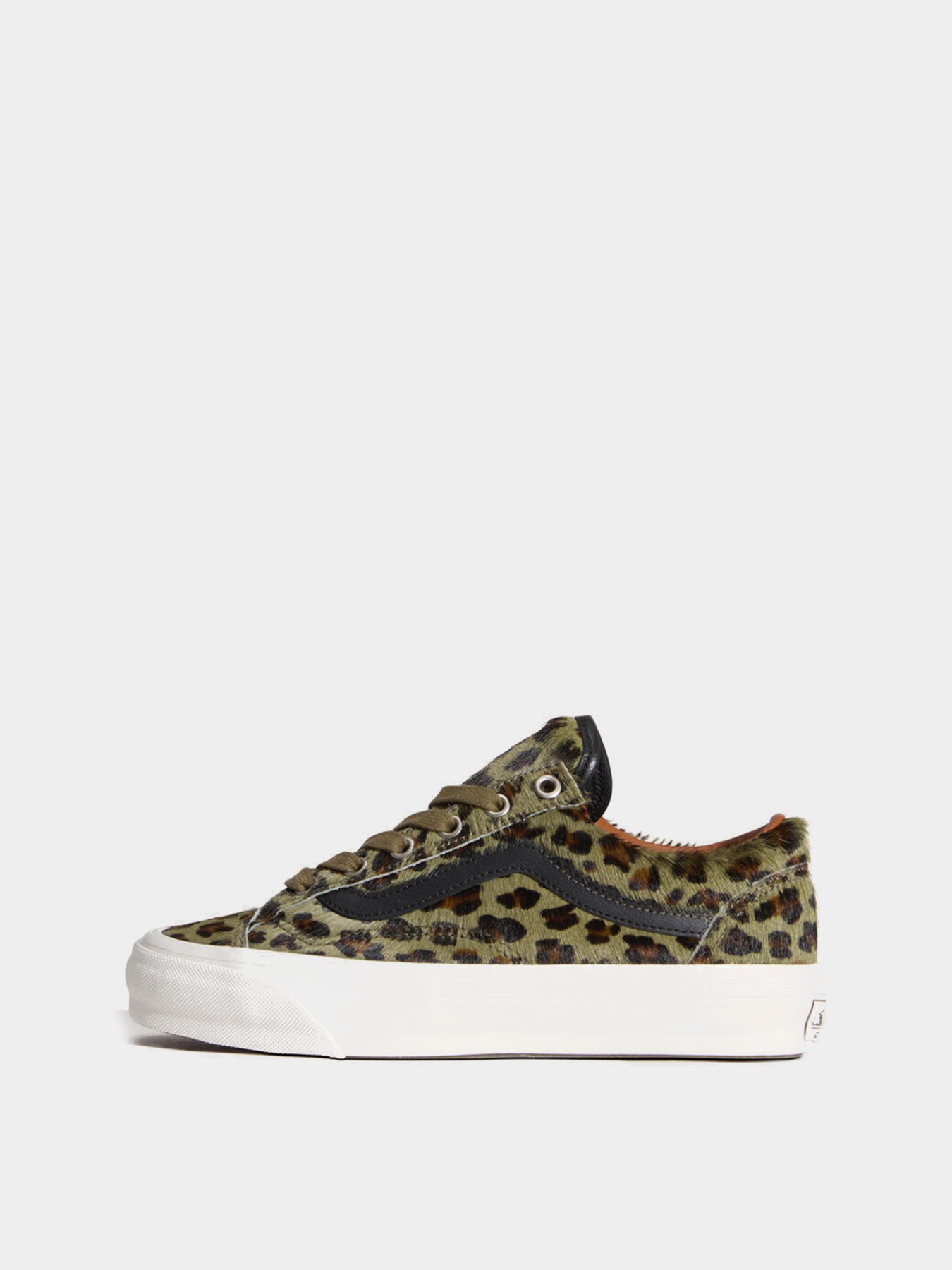 Кеды низкие Vans OLD SKOOL модель VN000EHDOLV1 Фото