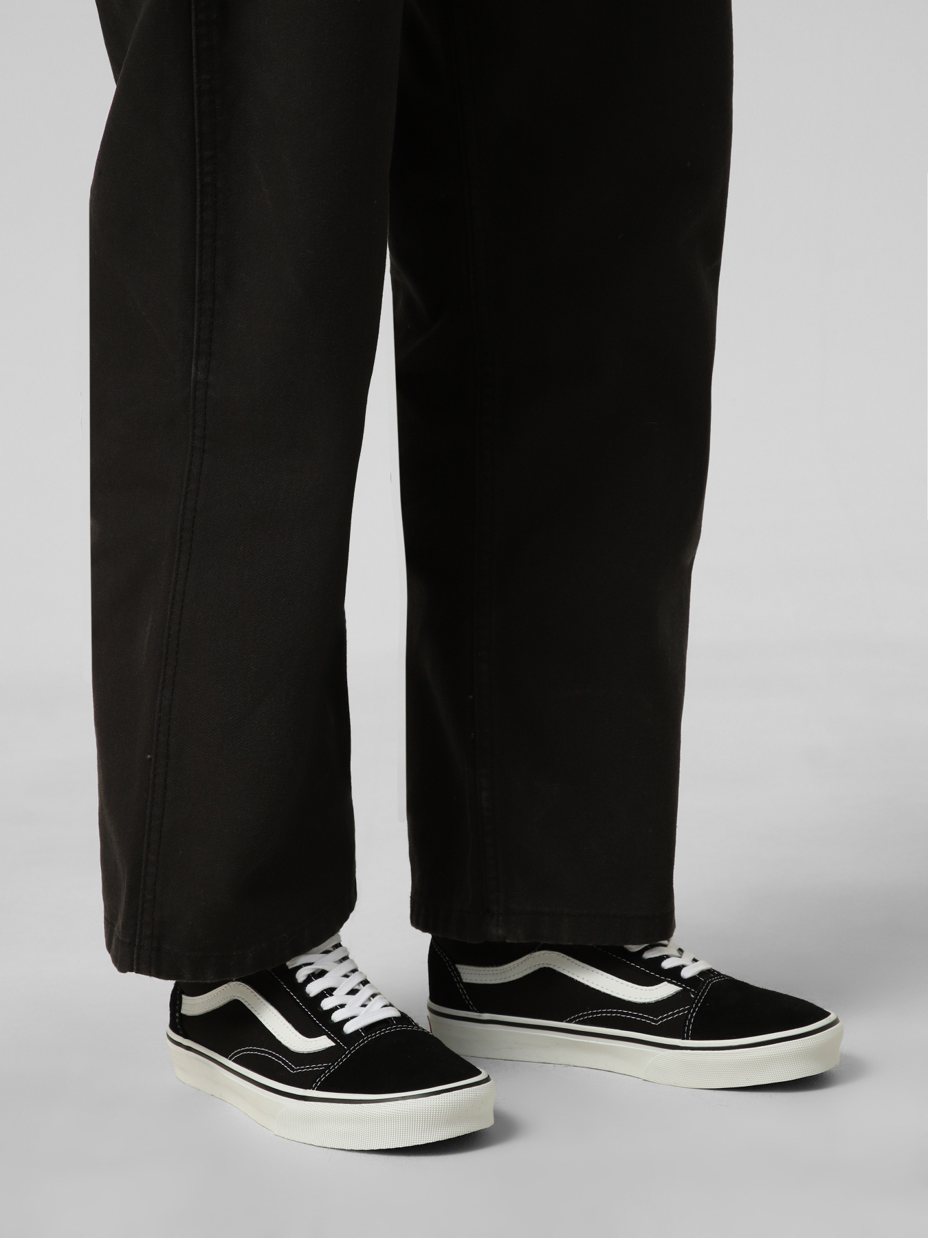 Кеды низкие Vans OLD SKOOL модель VN0000T8BMX1 Кеды низкие Vans OLD SKOOL модель VN0000T8BMX1 Фото