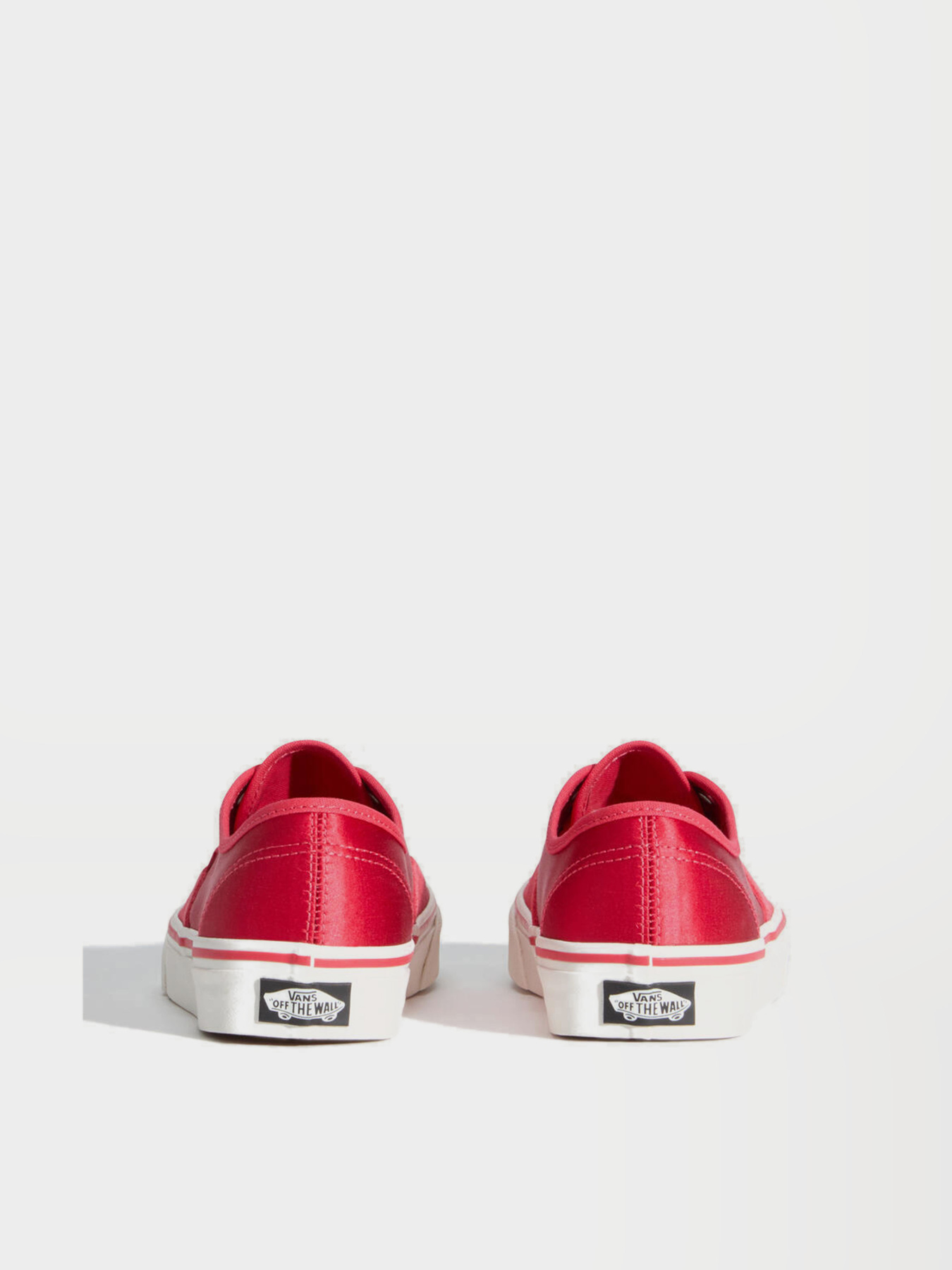 Кеды низкие Vans AUTHENTIC модель VN000EHHFO91 Кеды низкие Vans AUTHENTIC модель VN000EHHFO91 Фото