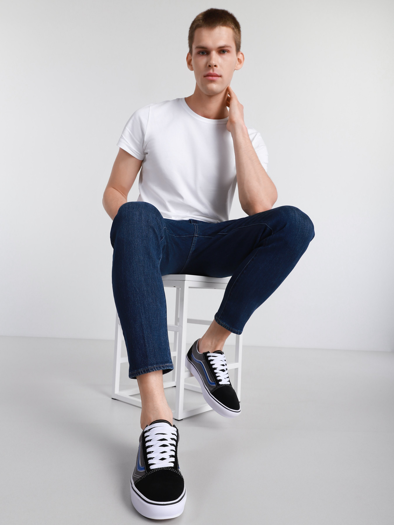 Кеди низькі Vans Classic ComfyCush Old Skool модель VN0A3WMA49M1 Фото