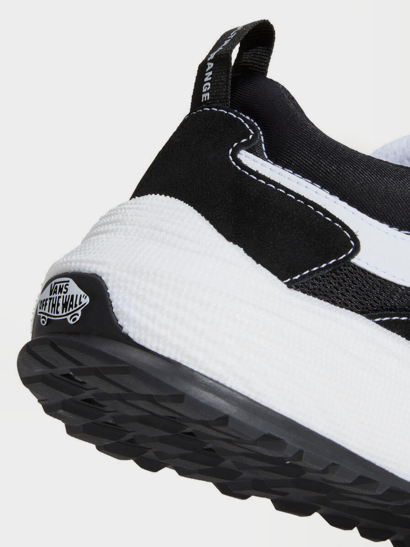 Vans модель VN000EJ8BA21 Фото