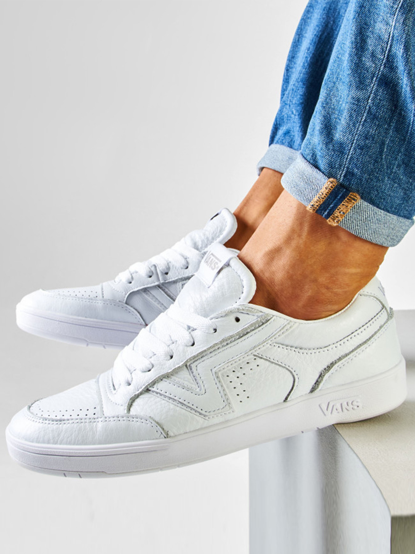 Кеды низкие Vans Court Lowland CC модель VN0A4TZYOER1 Фото