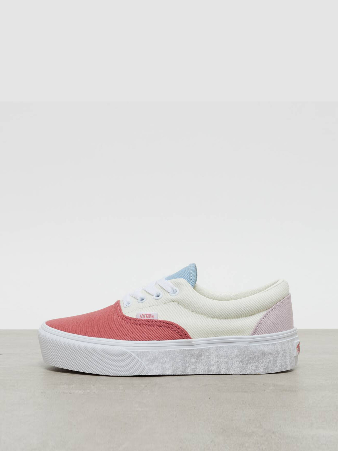 Кеди низькі Vans Twill Era Platform модель VN0A3WLU9MK1 Кеди низькі Vans Twill Era Platform модель VN0A3WLU9MK1 Фото