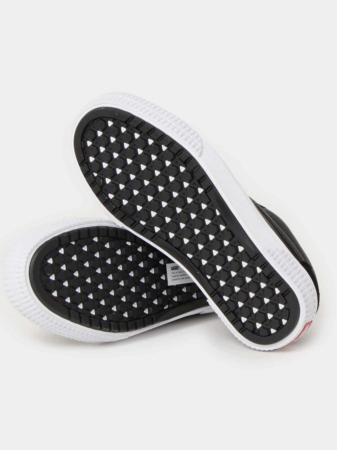 Кеди низькі Vans ComfyCush Old Skool Trk модель VN0A5DY14BX1 Фото