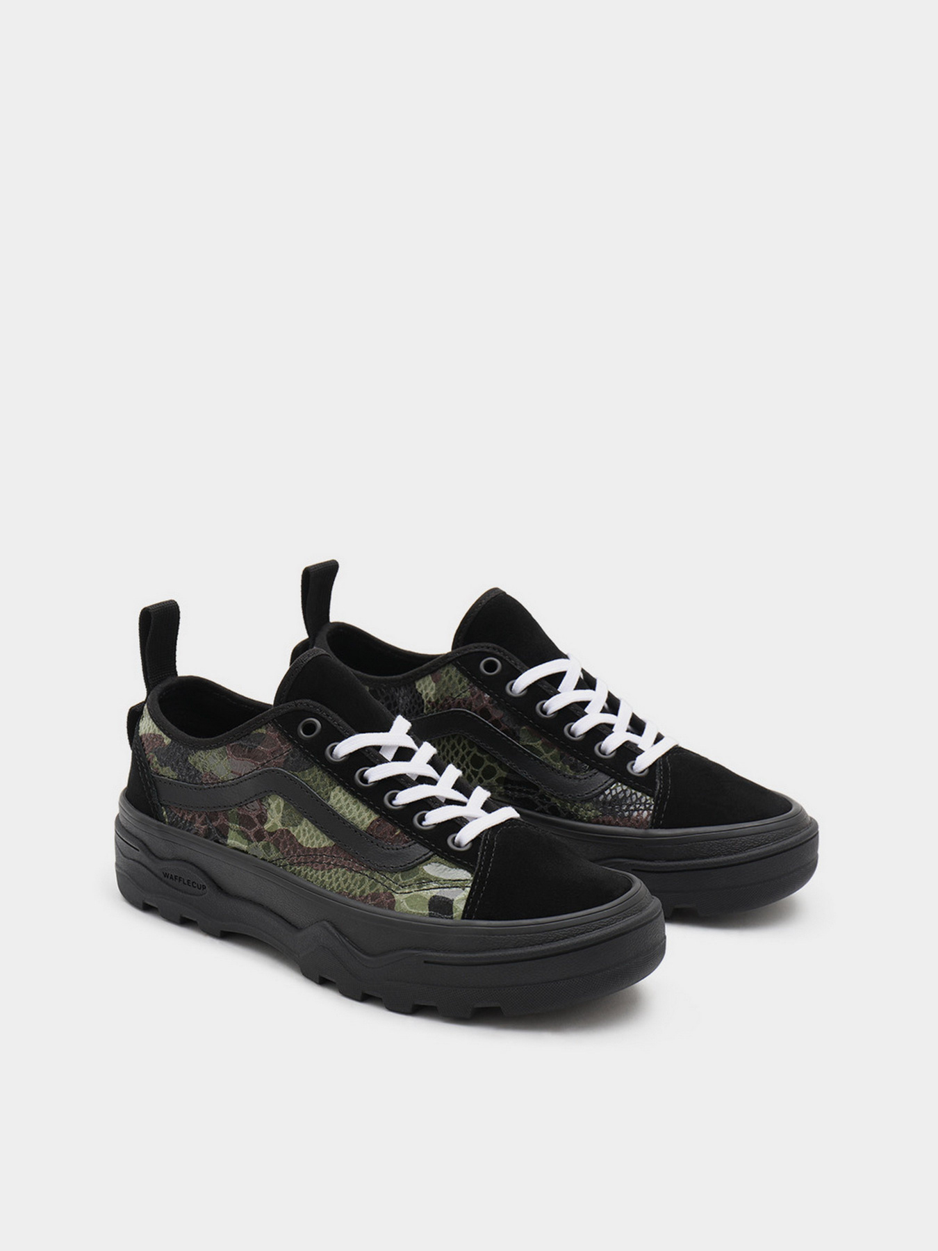 Кеды низкие Vans Snake Camo Sentry Old Skool модель VN0A5KR3A0V1 Фото