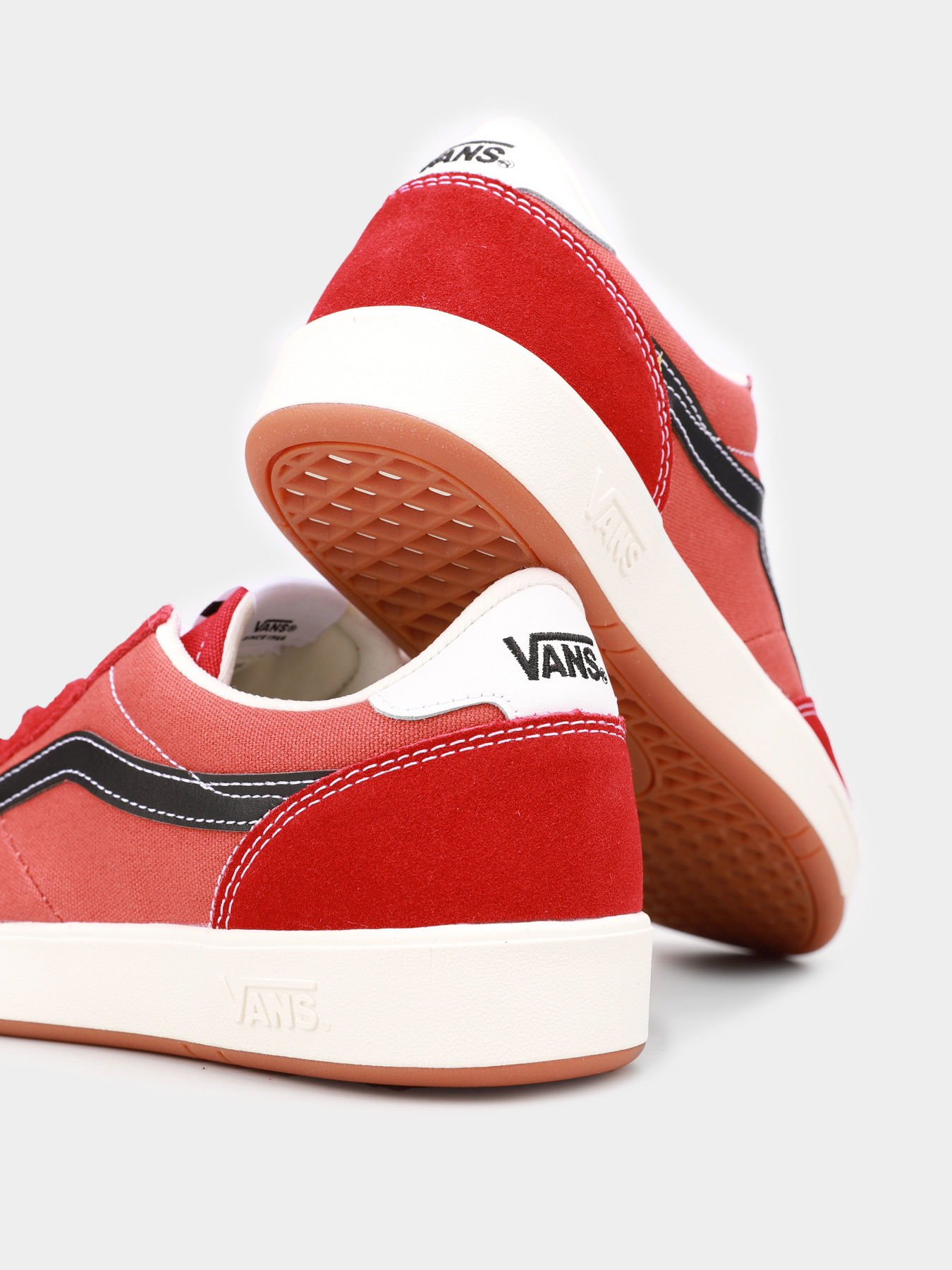 Кроссовки Vans модель VN0A5KR59LE1 Фото