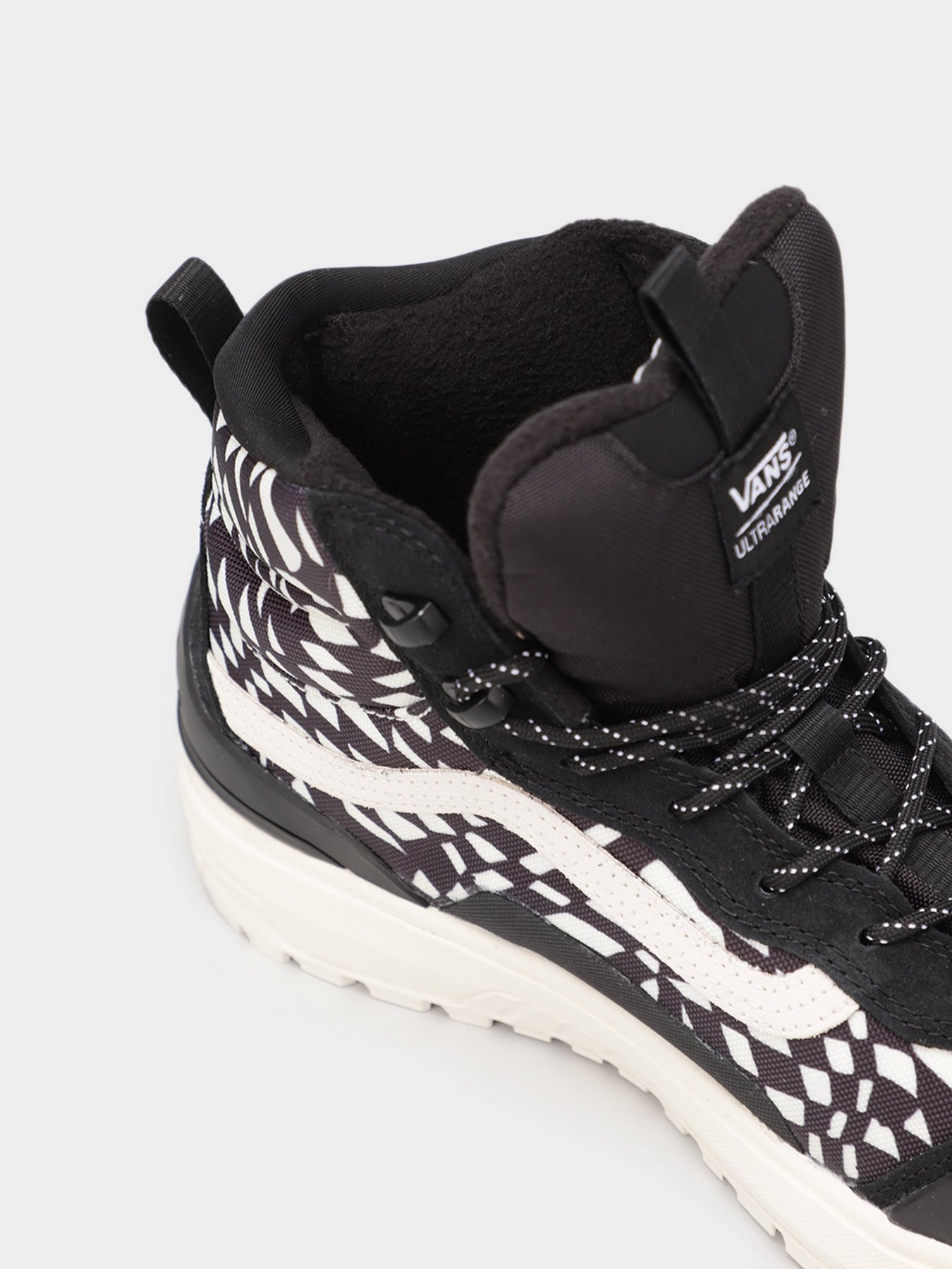 Черевики аутдор Vans Ultrarange Exo Hi Gore-Tex Mte-2 модель VN0A5KS66KZ1 Фото