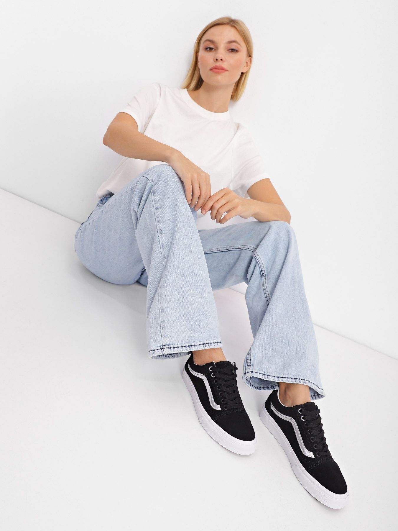 Кеди низькі Vans Old Skool модель VN0A5KRSBLK1 Фото