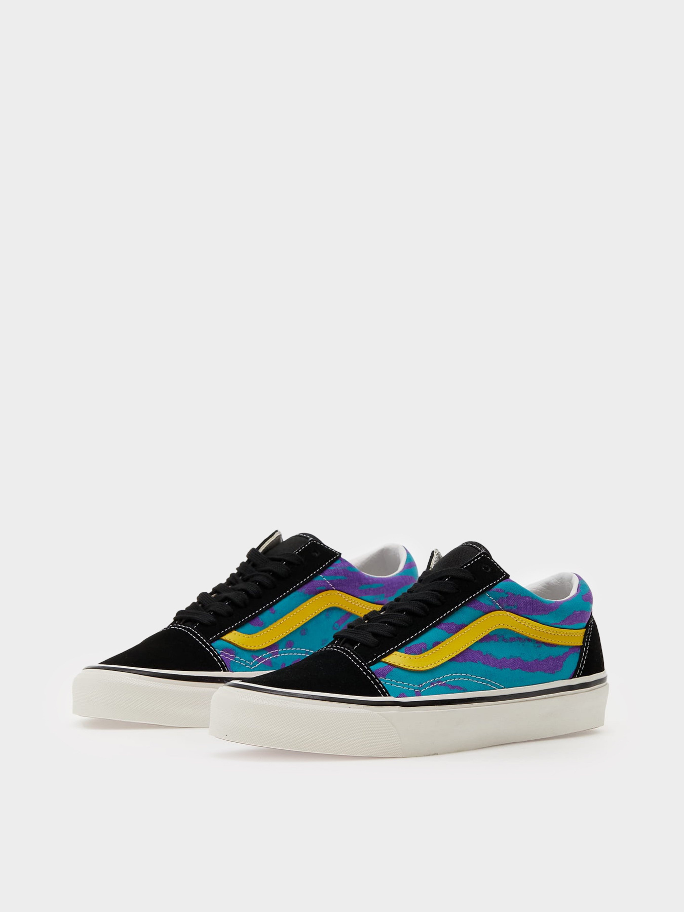 Кеды низкие Vans Old Skool 36 Dx модель VN0A54F34481 Фото