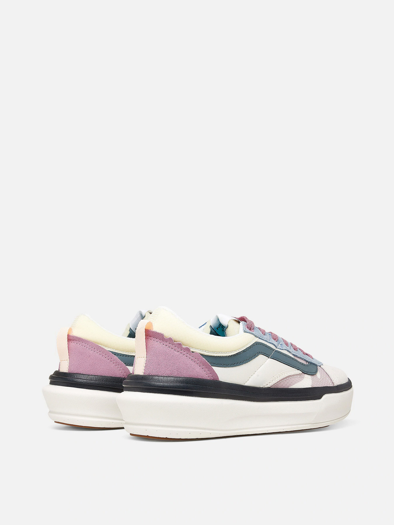 Кеди низькі Vans Old Skool Overt Plus ComfyCush Lux модель VN0A4BVLBDU1 Фото