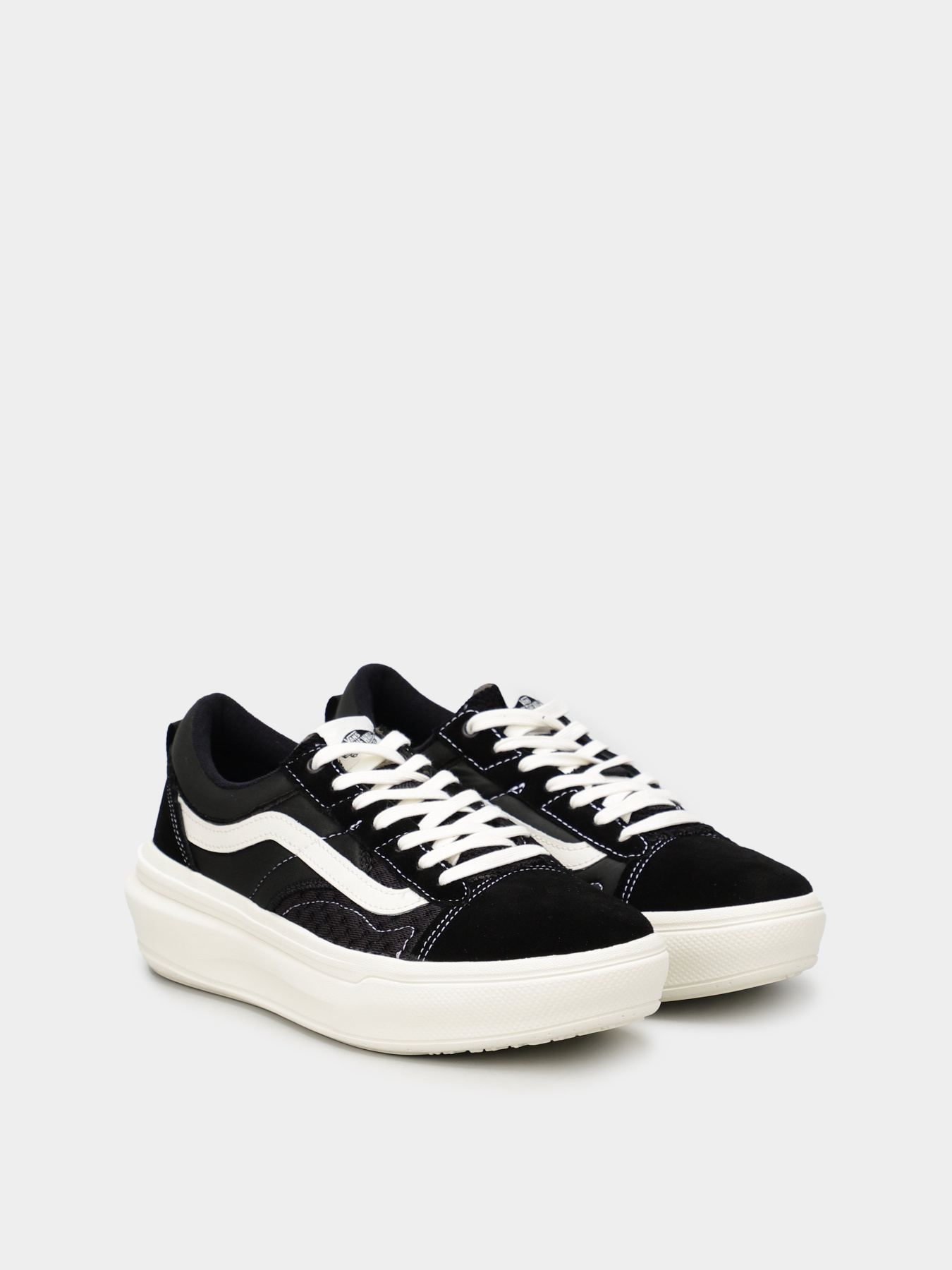 Кеди низькі Vans Old Skool Overt Plus ComfyCush Lux модель VN0A4BVL1KP1 Кеди низькі Vans Old Skool Overt Plus ComfyCush Lux модель VN0A4BVL1KP1 Фото