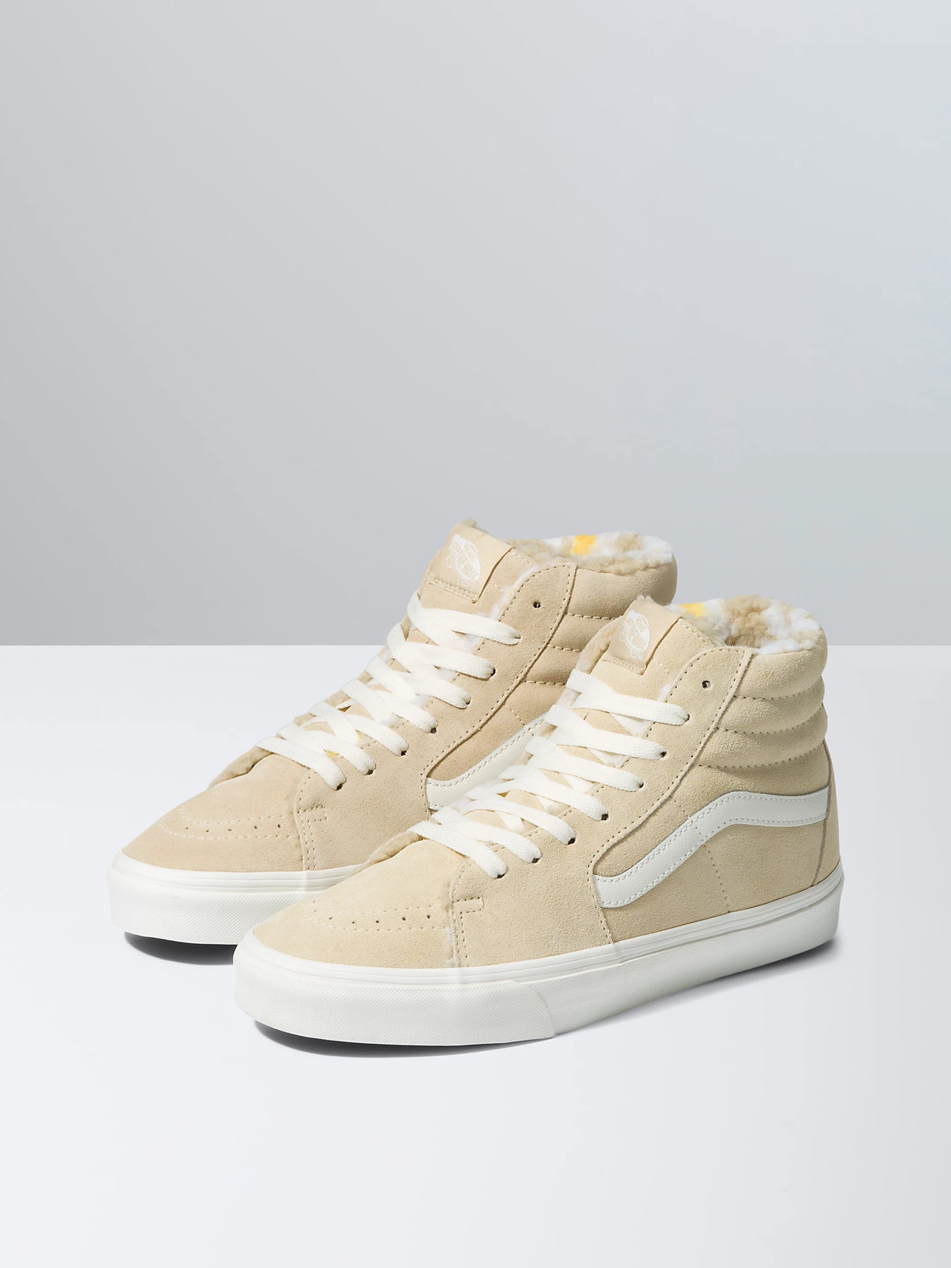 Кеды высокие Vans Sk8-Hi модель VN0A7Q5NBVV1 Фото