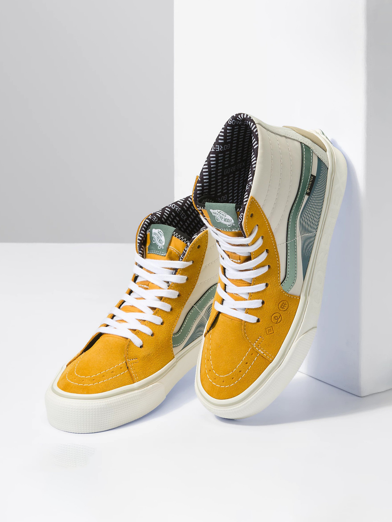 Кеди високі Vans Sk8-Hi Gore-Tex модель VN0A4V9XKHK1 Фото