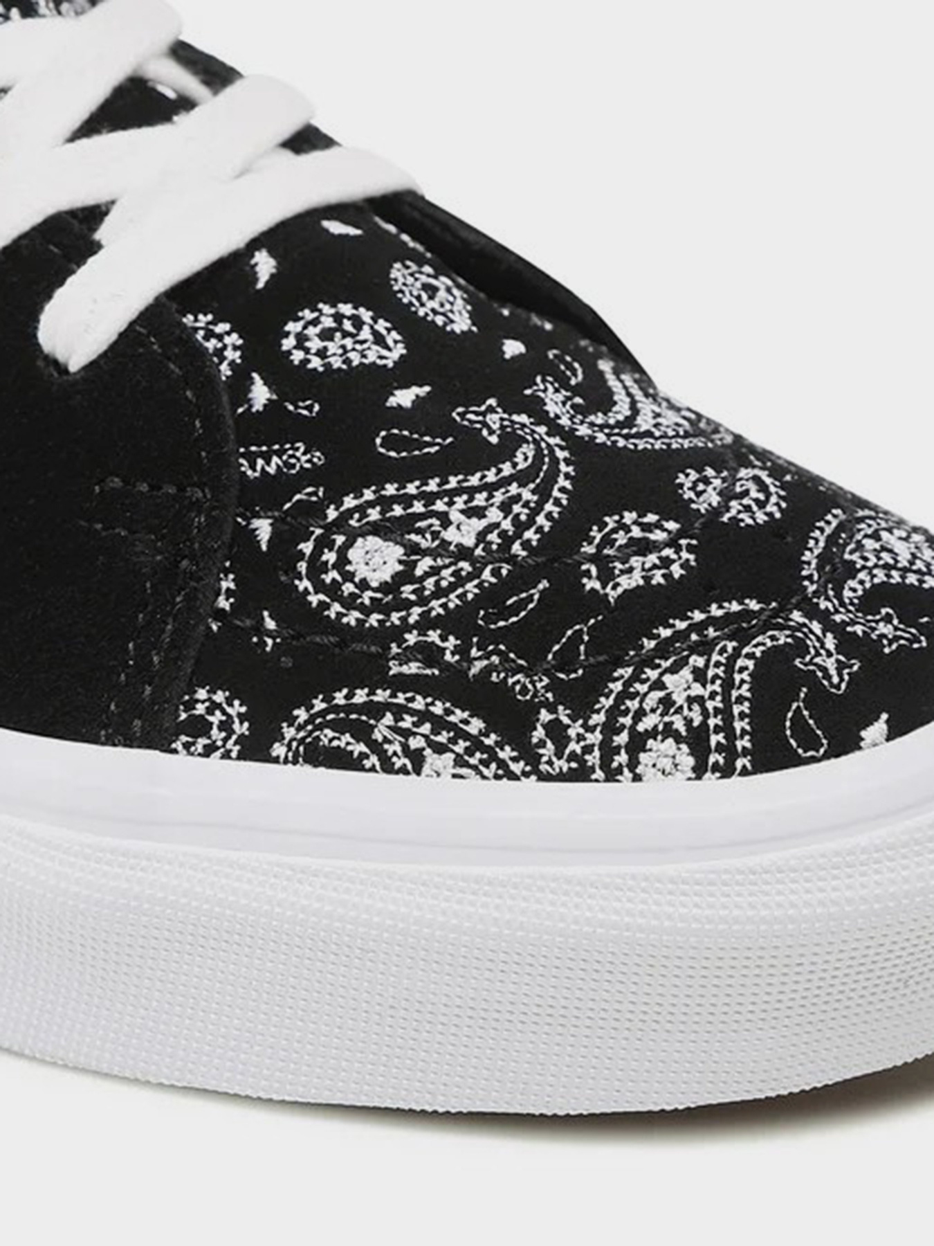 Кеды низкие Vans Sk8-Low модель VN0A5KXDBLK1 Фото