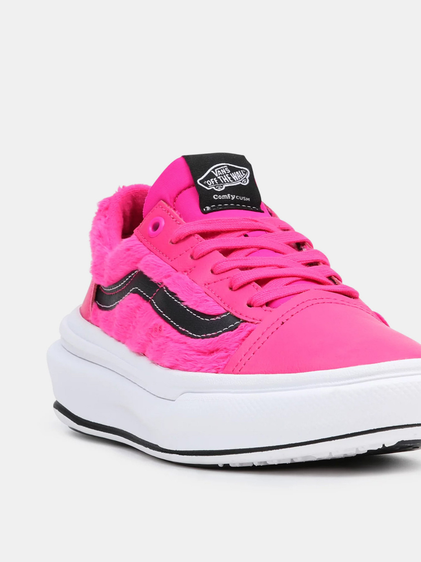 Кеди низькі Vans OLD SKOOL OVERT модель VN0A7Q5EPNK1 Кеди низькі Vans OLD SKOOL OVERT модель VN0A7Q5EPNK1 Фото