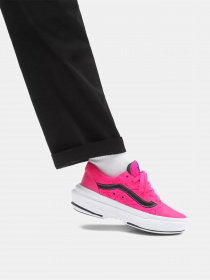 Кеди низькі Vans OLD SKOOL OVERT модель VN0A7Q5EPNK1 Кеди низькі Vans OLD SKOOL OVERT модель VN0A7Q5EPNK1 Фото