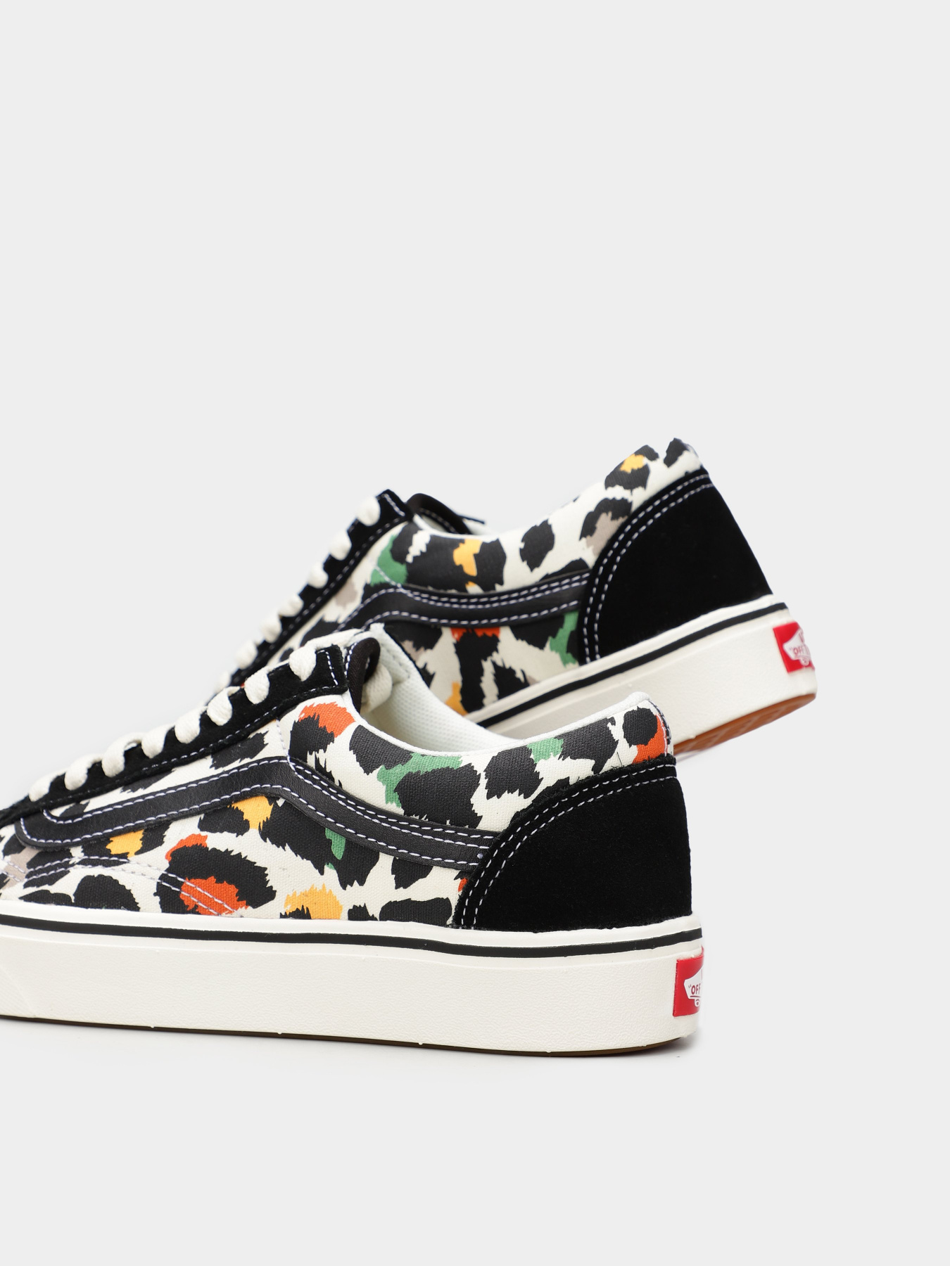 Кеди низькі Vans After Dark ComfyCush Old Skool модель VN0A5DYCBML1 Фото