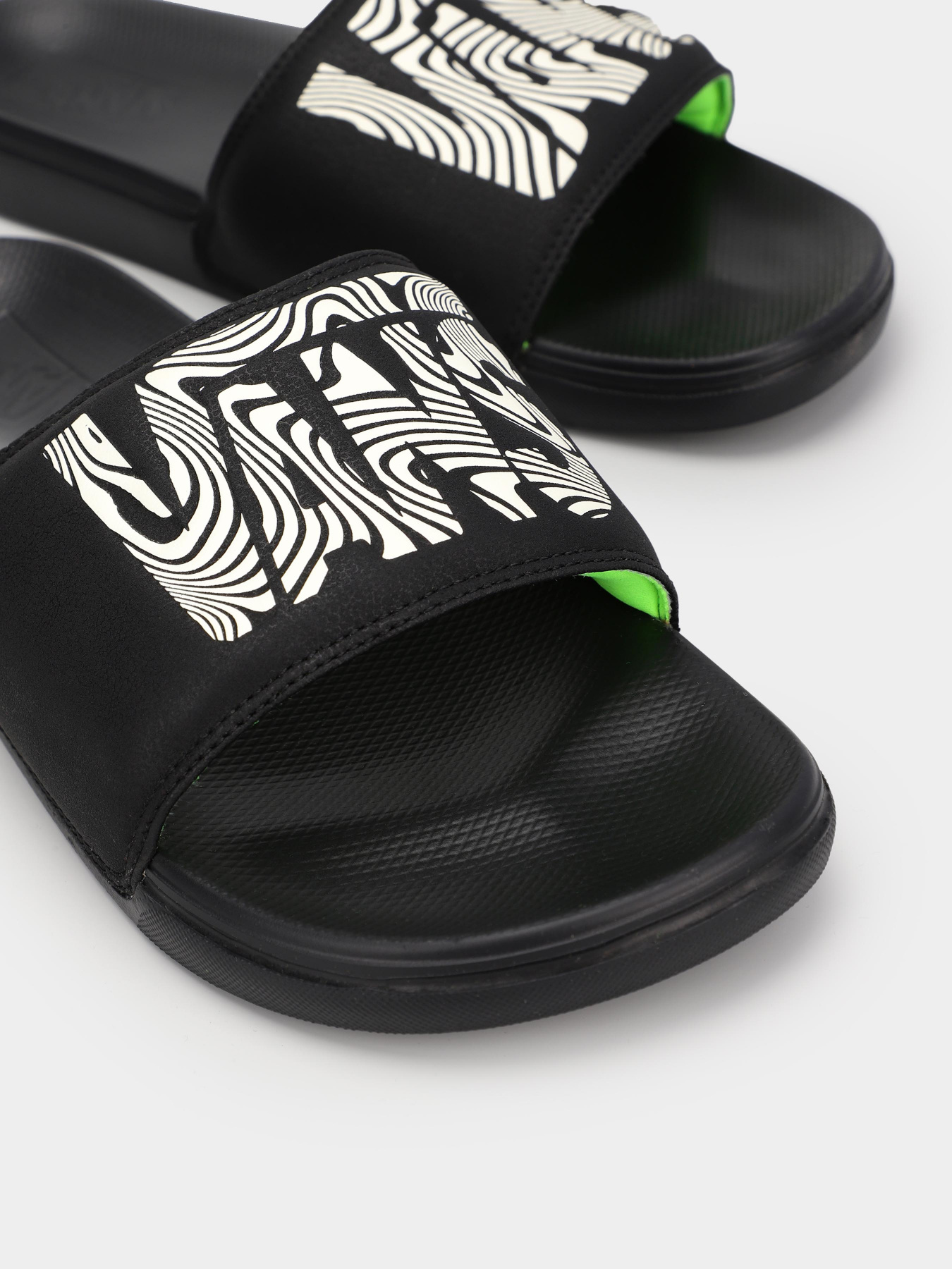 Шлепанцы Vans TRIPPY GRAIN LA COSTA модель VN0A5HF5BKA1 Шлепанцы Vans TRIPPY GRAIN LA COSTA модель VN0A5HF5BKA1 Фото