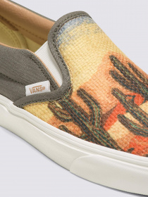 Сліпони Vans Classic Slip-On модель VN0009Q7CEE1 Фото