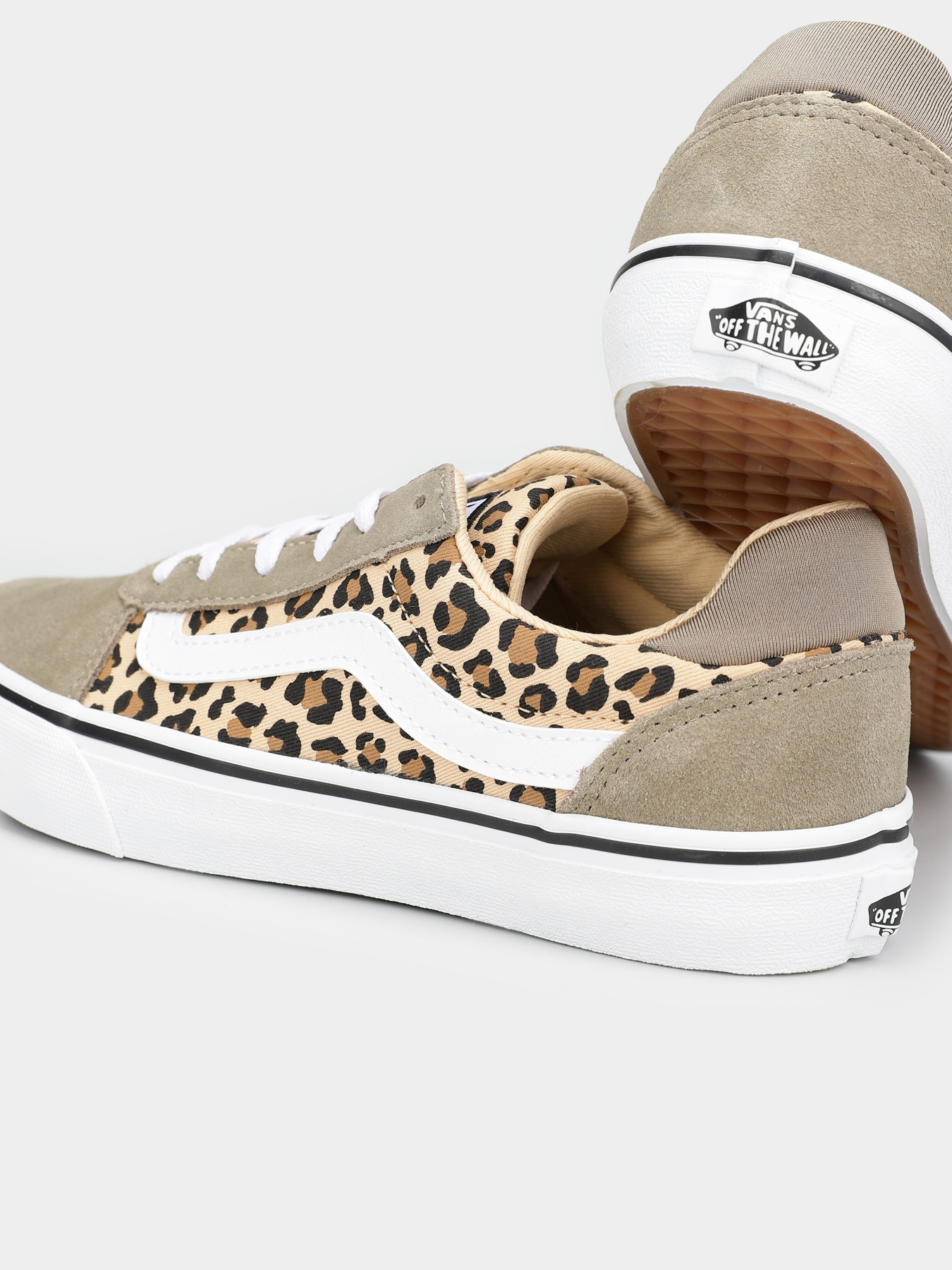 Кеди низькі Vans  WM Ward Deluxe модель VN0A3TLANWH1 Фото