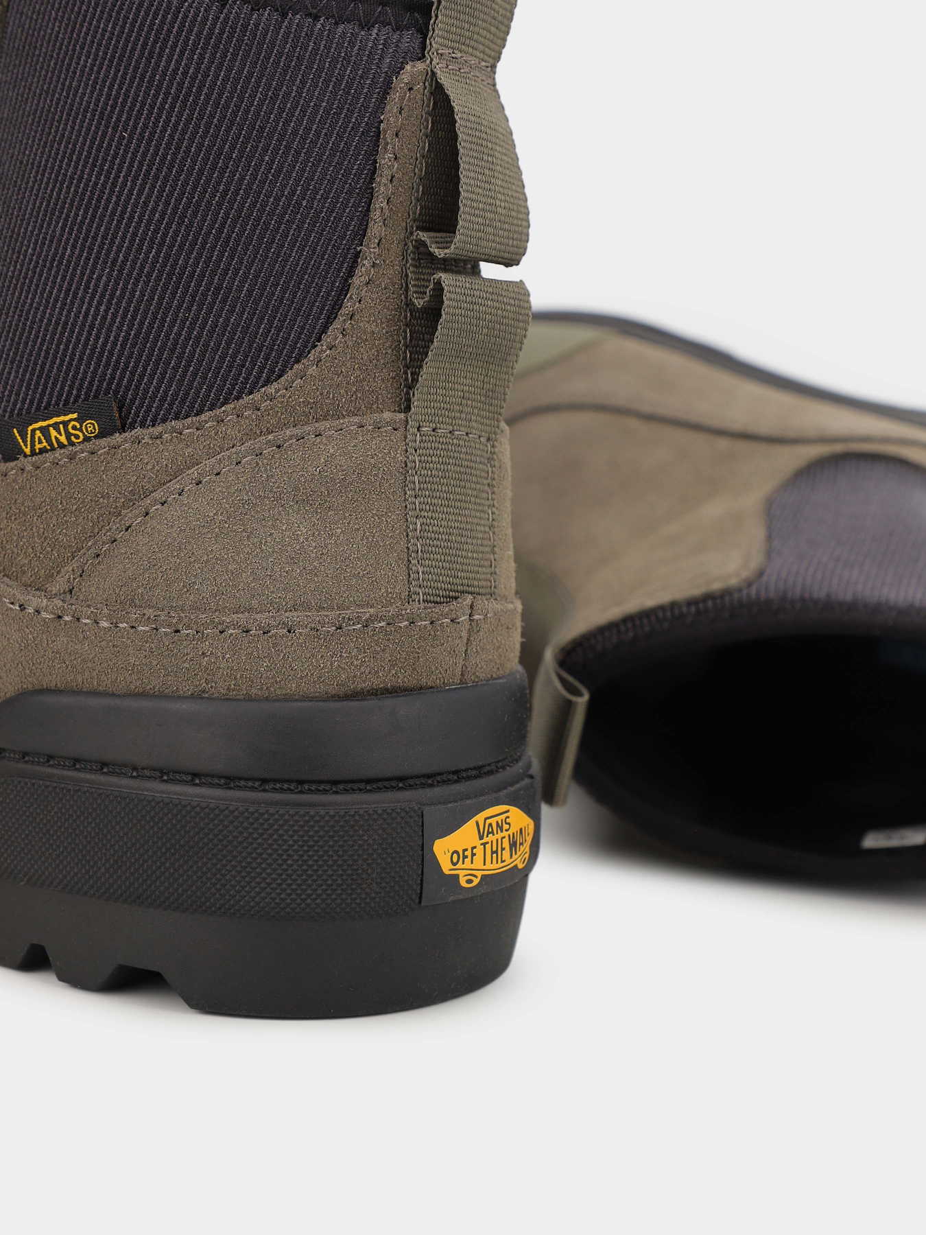 Челсі Vans Colfax модель VN0A5HFABIQ1 Фото