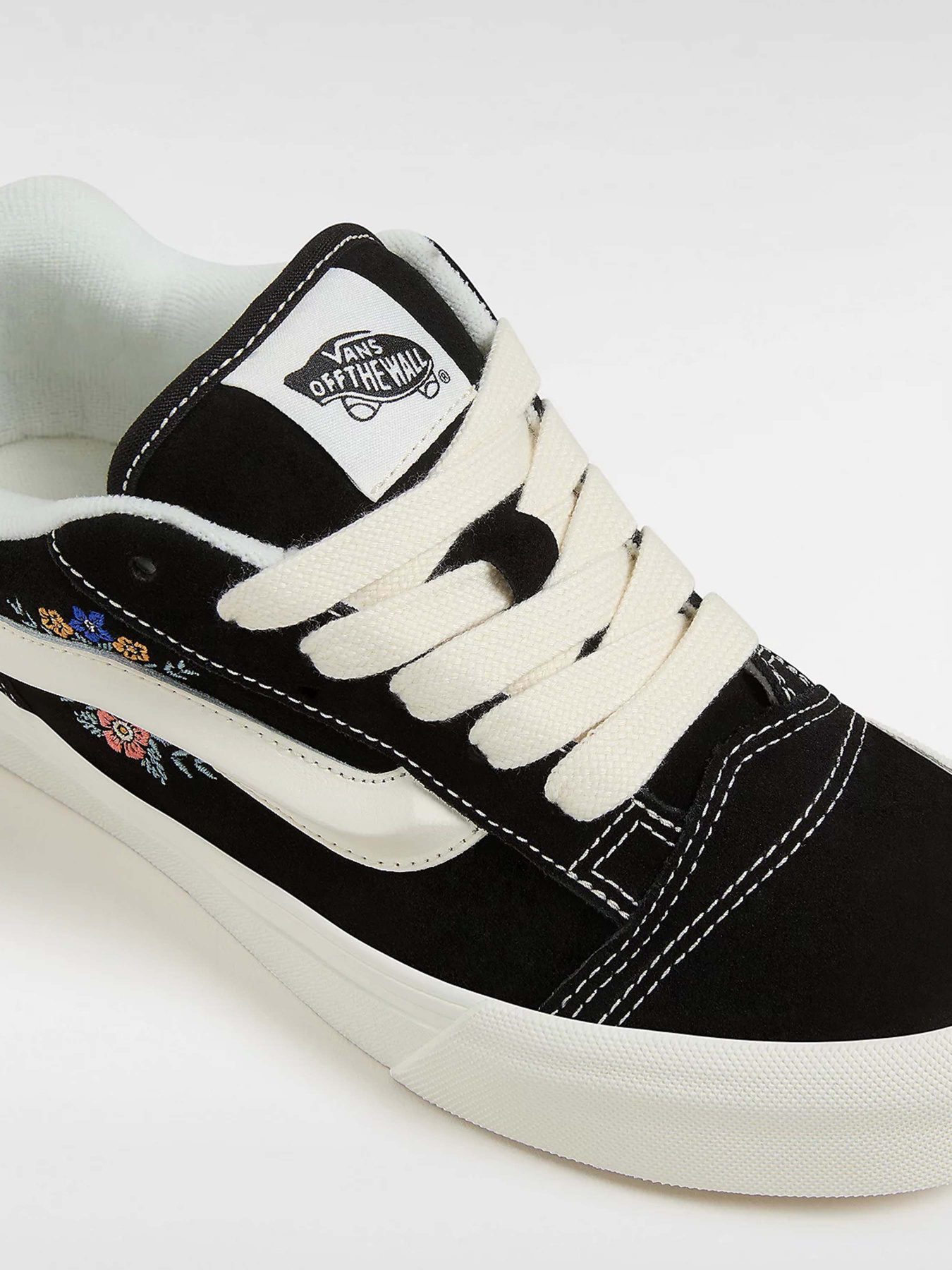 Кеды низкие Vans Knu Skool модель VN000D75F2B1 Фото