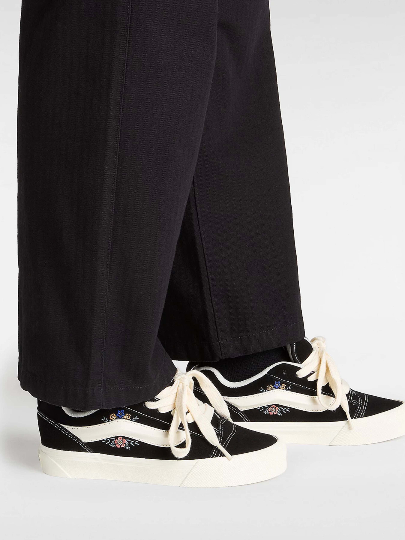 Кеды низкие Vans Knu Skool модель VN000D75F2B1 Фото