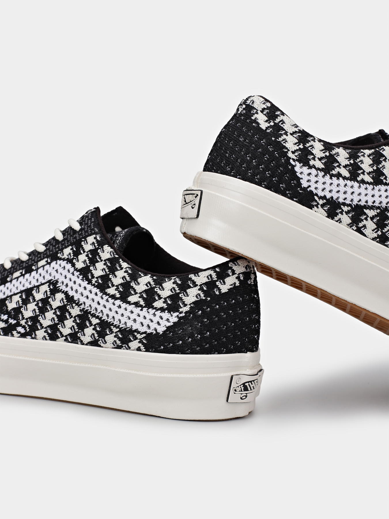 Кеди низькі Vans Premium Old Skool Knit модель VN000D8HHR01 Фото