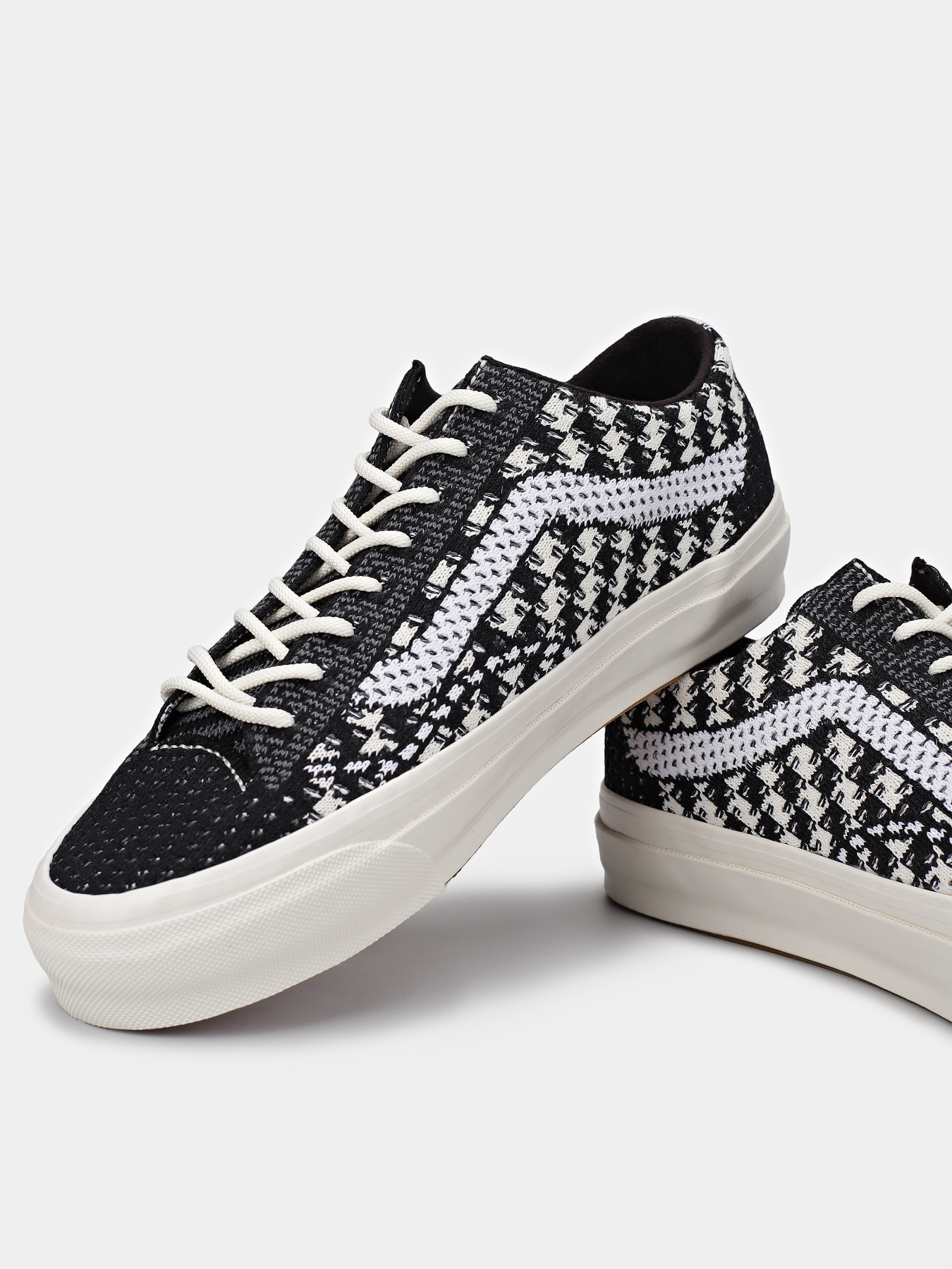 Кеди низькі Vans Premium Old Skool Knit модель VN000D8HHR01 Фото