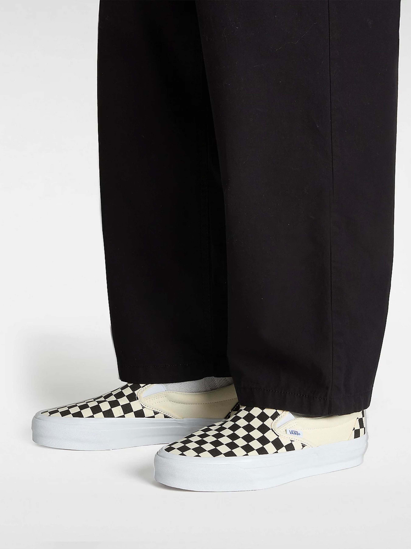 Слипоны Vans Premium 98 модель VN000CSE2BO1 Фото