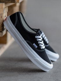 Кеди низькі Vans OG Authentic LX модель VN0A4BV91WX1 Фото