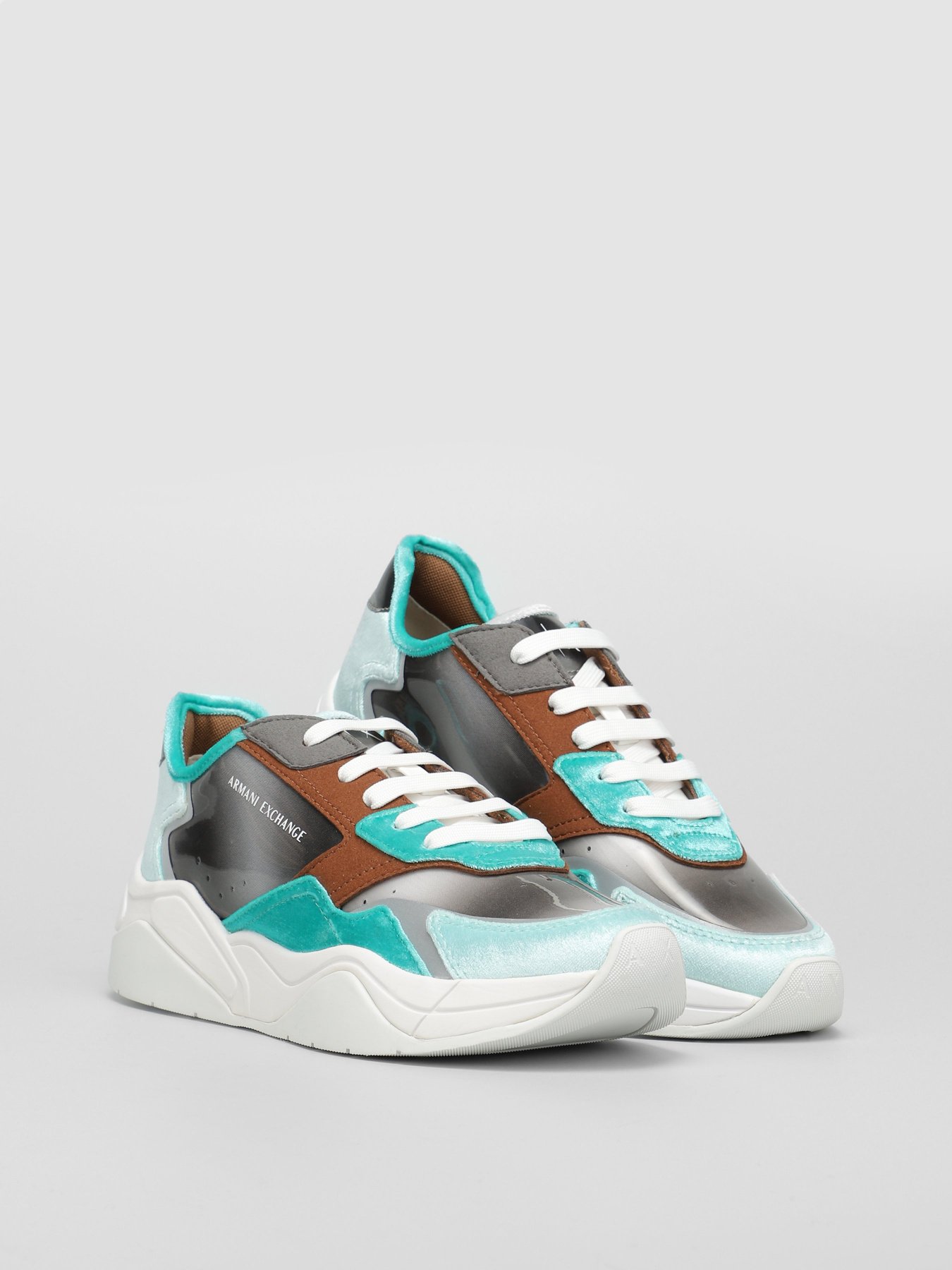 Кроссовки Armani Exchange модель XDX064-XV370-K550 Фото