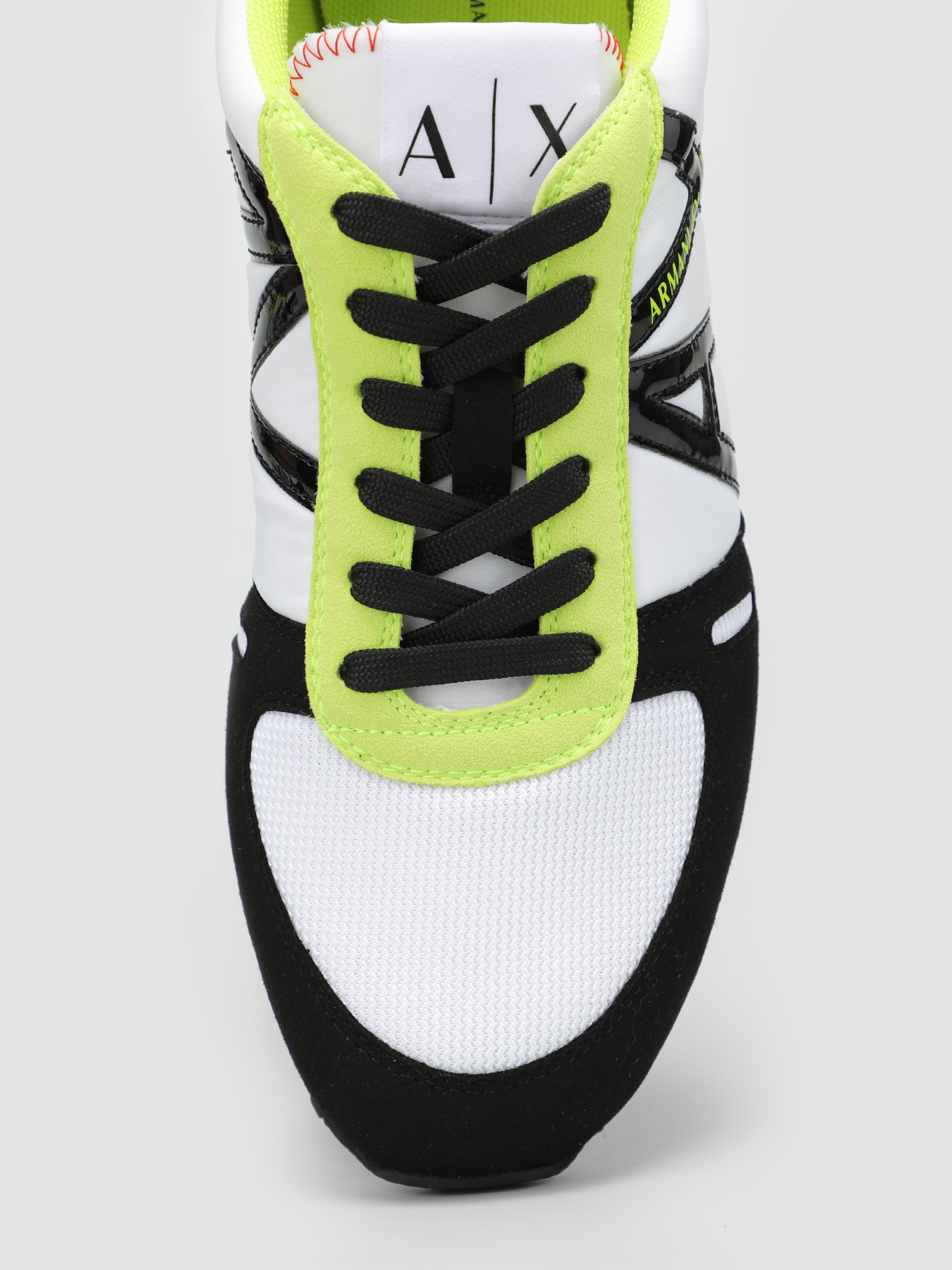 Кроссовки Armani Exchange модель XDX031-XCC62-K512 Фото