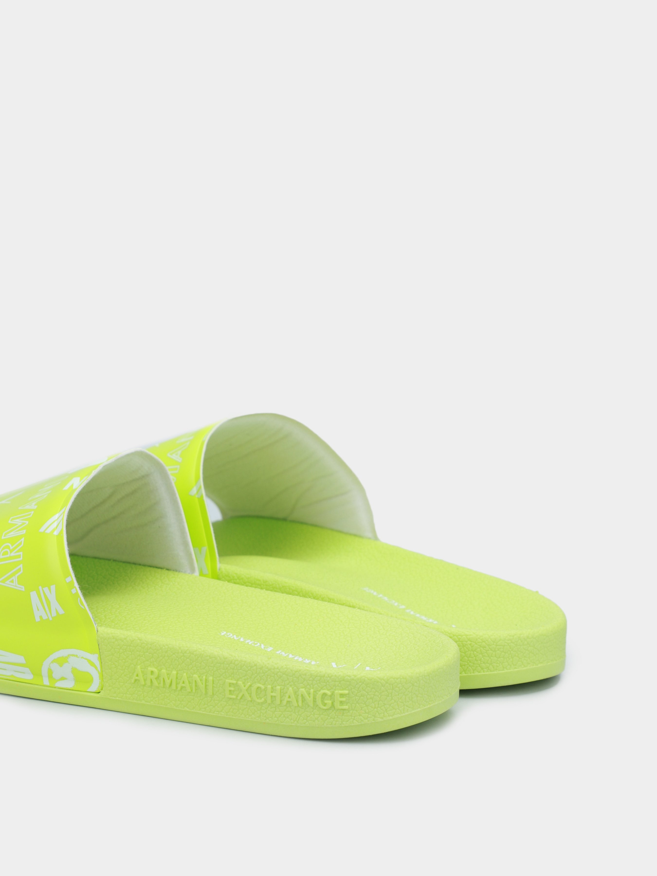 Шлепанцы Armani Exchange модель XDP011-XV310-K576 Фото