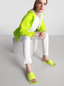 Шлепанцы Armani Exchange модель XDP011-XV310-K576 Фото