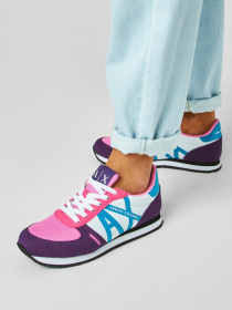 Кроссовки повседневные Armani Exchange модель XDX031-XCC62-A500 Фото