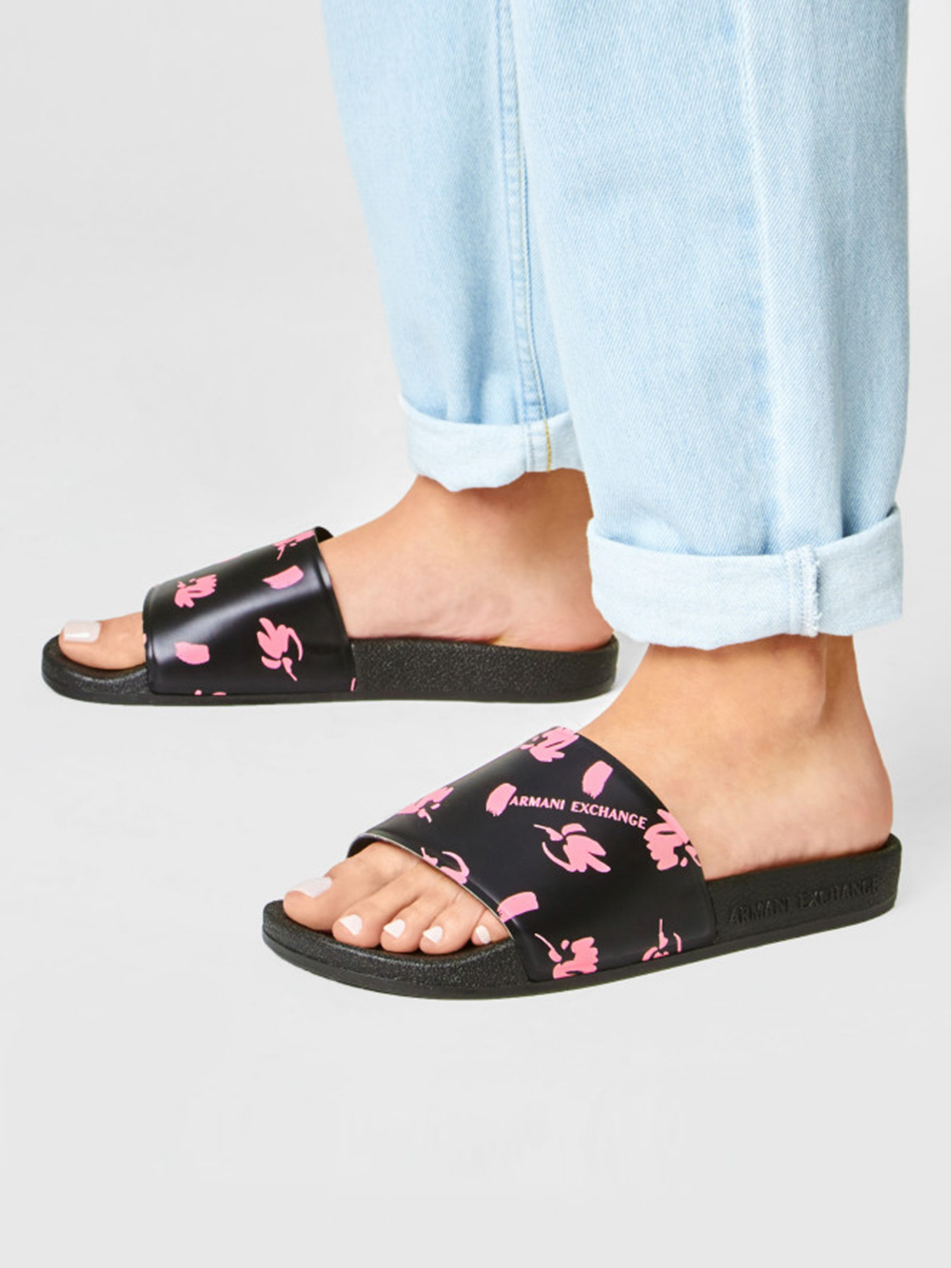 Шлепанцы Armani Exchange модель XDP011-XV310-00002 Фото