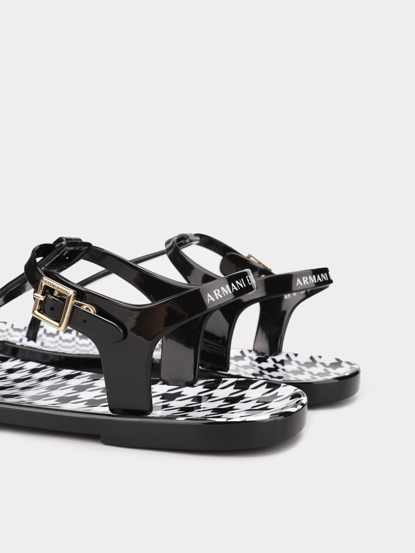 Сандалії Armani Exchange модель XDQ005-XV306-N349 Фото